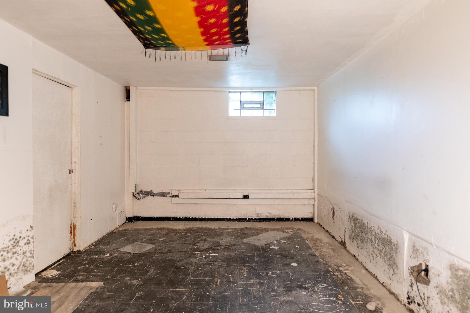 ELVATON ACRES - Residential