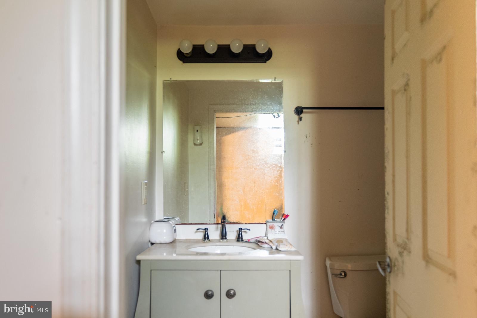 ELVATON ACRES - Residential