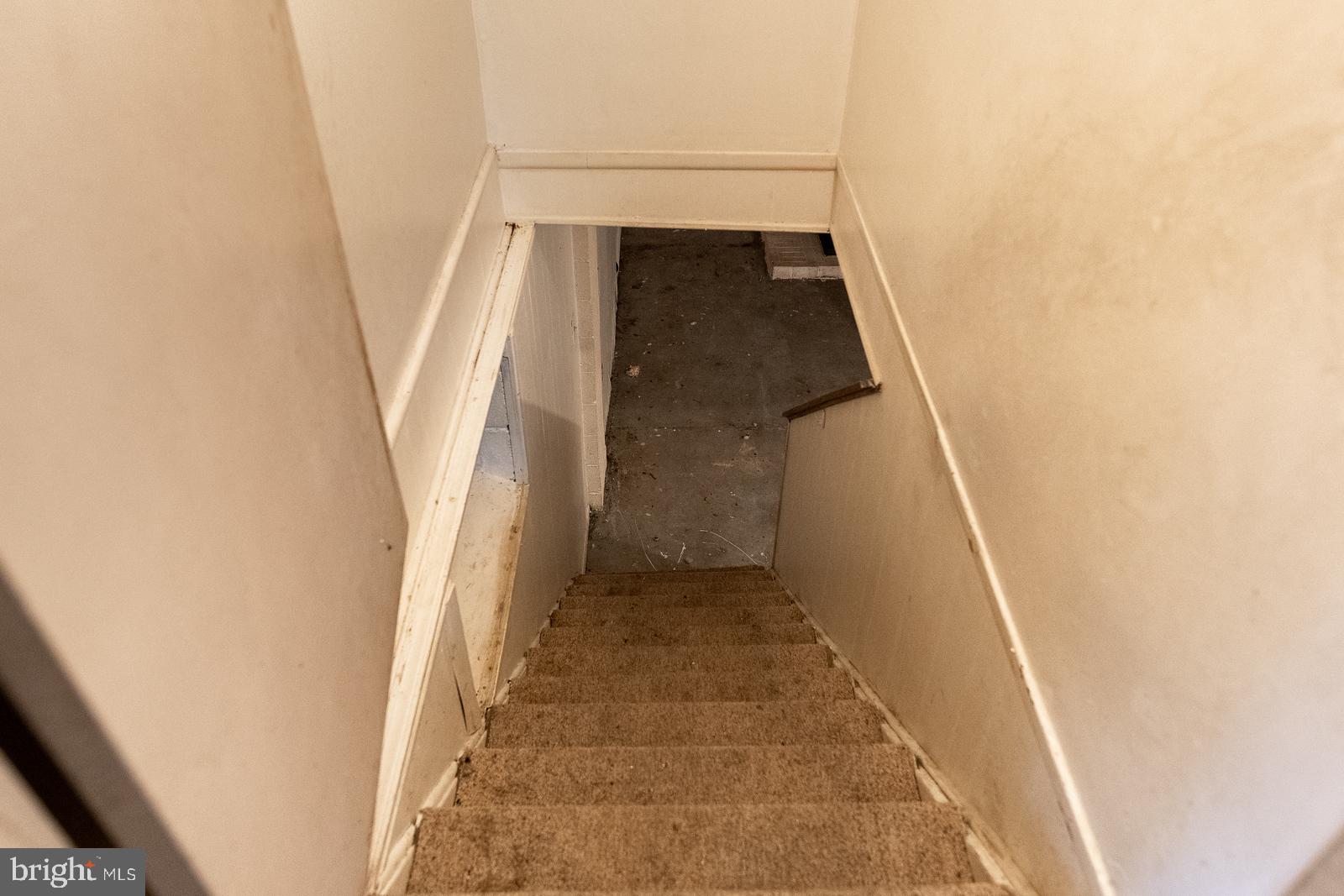 ELVATON ACRES - Residential