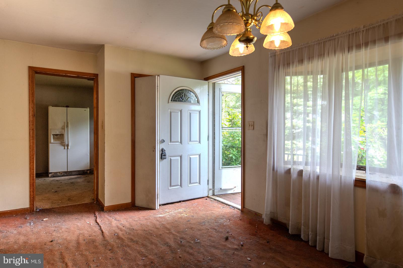 ELVATON ACRES - Residential