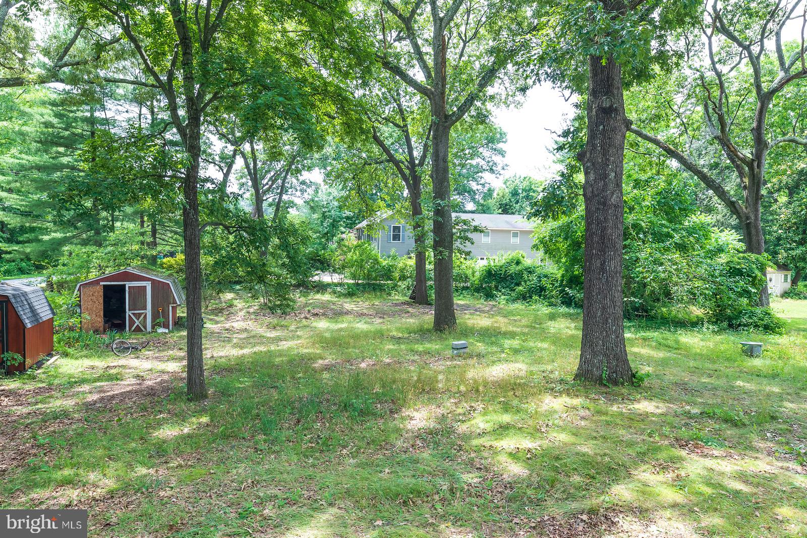 ELVATON ACRES - Residential