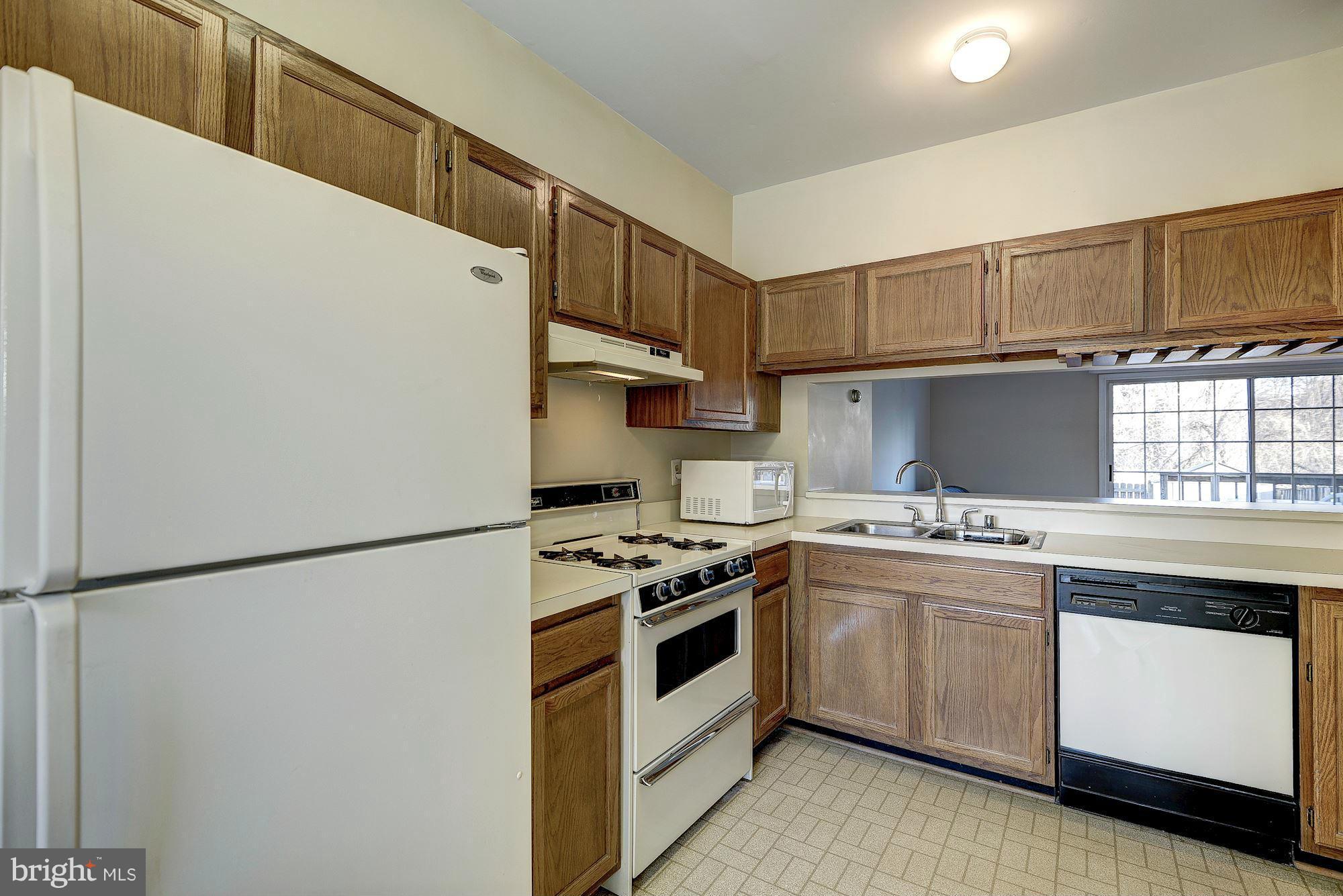 WOODSTONE - Residential