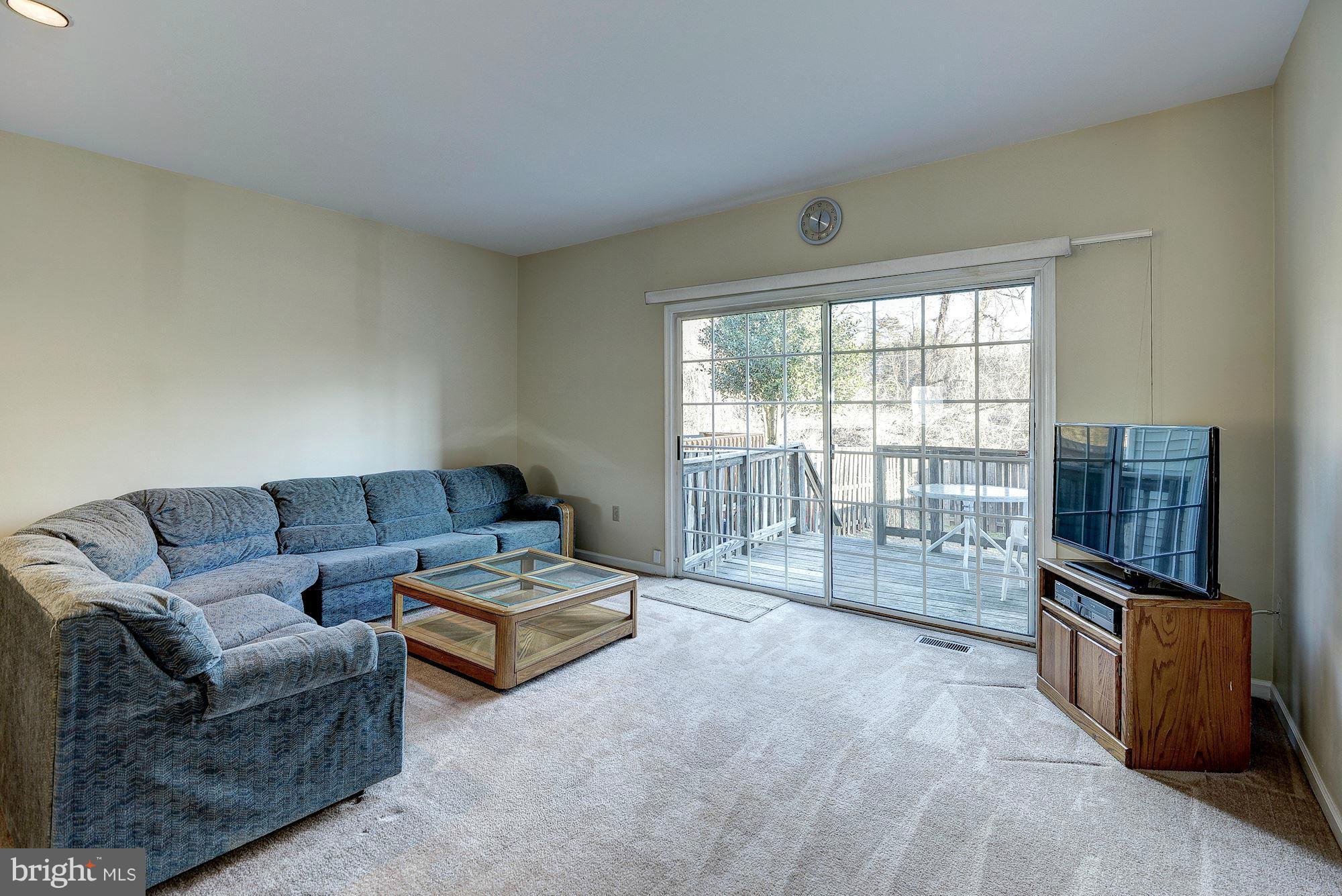 WOODSTONE - Residential