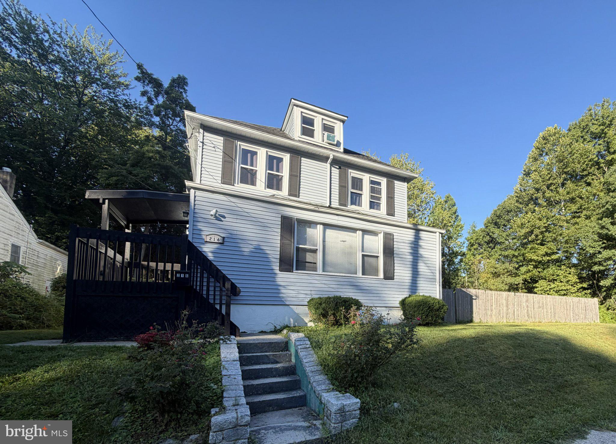216 GARFIELD AVENUE