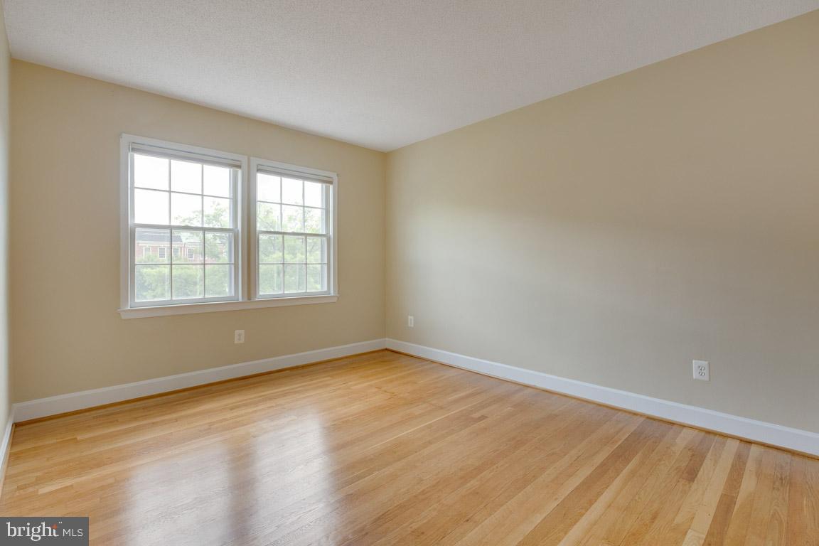 RIVERTON - Residential