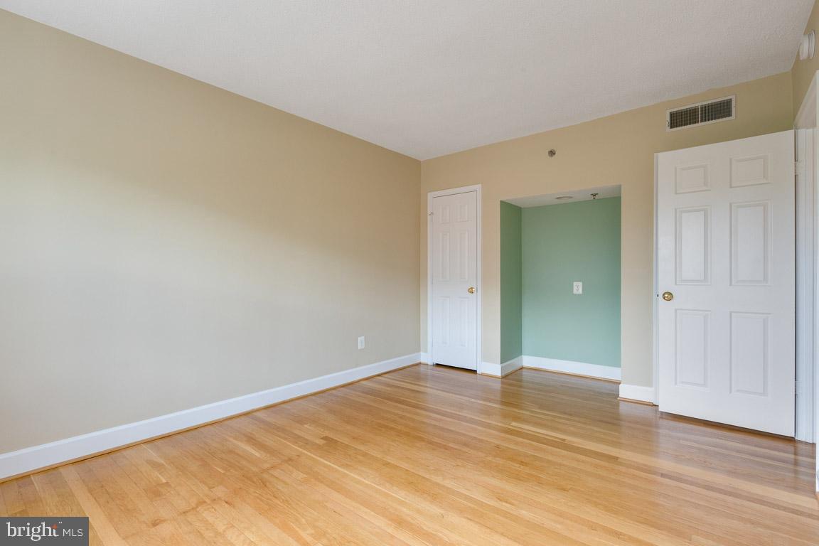 RIVERTON - Residential