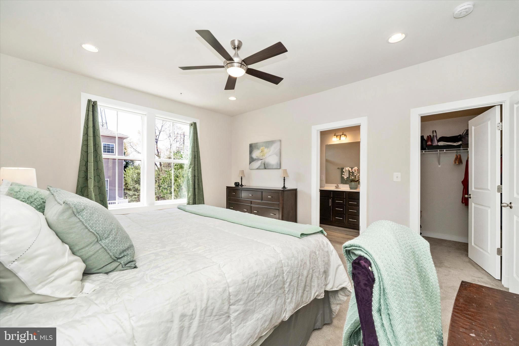 ODENTON STATION - Residential