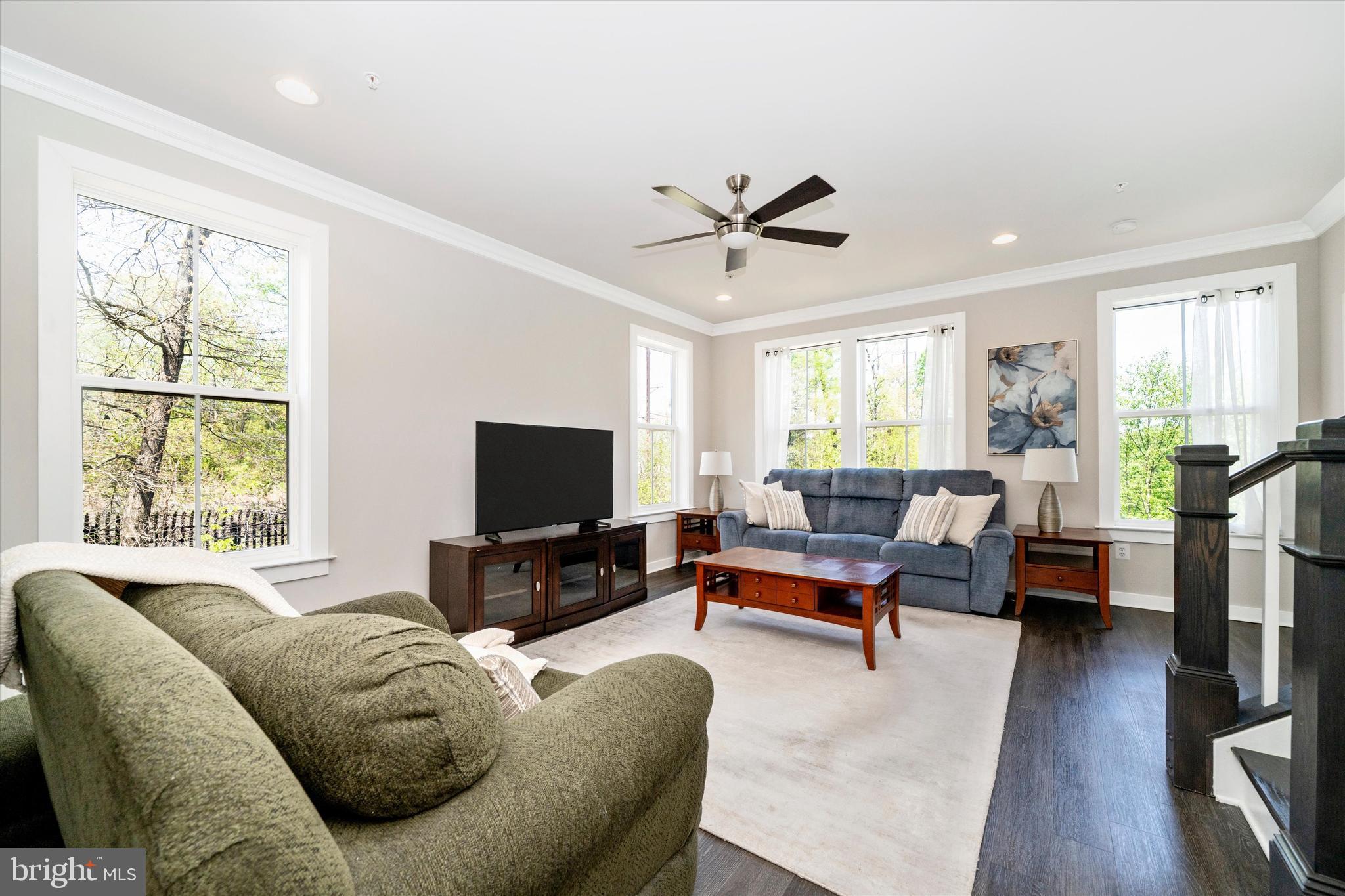 ODENTON STATION - Residential