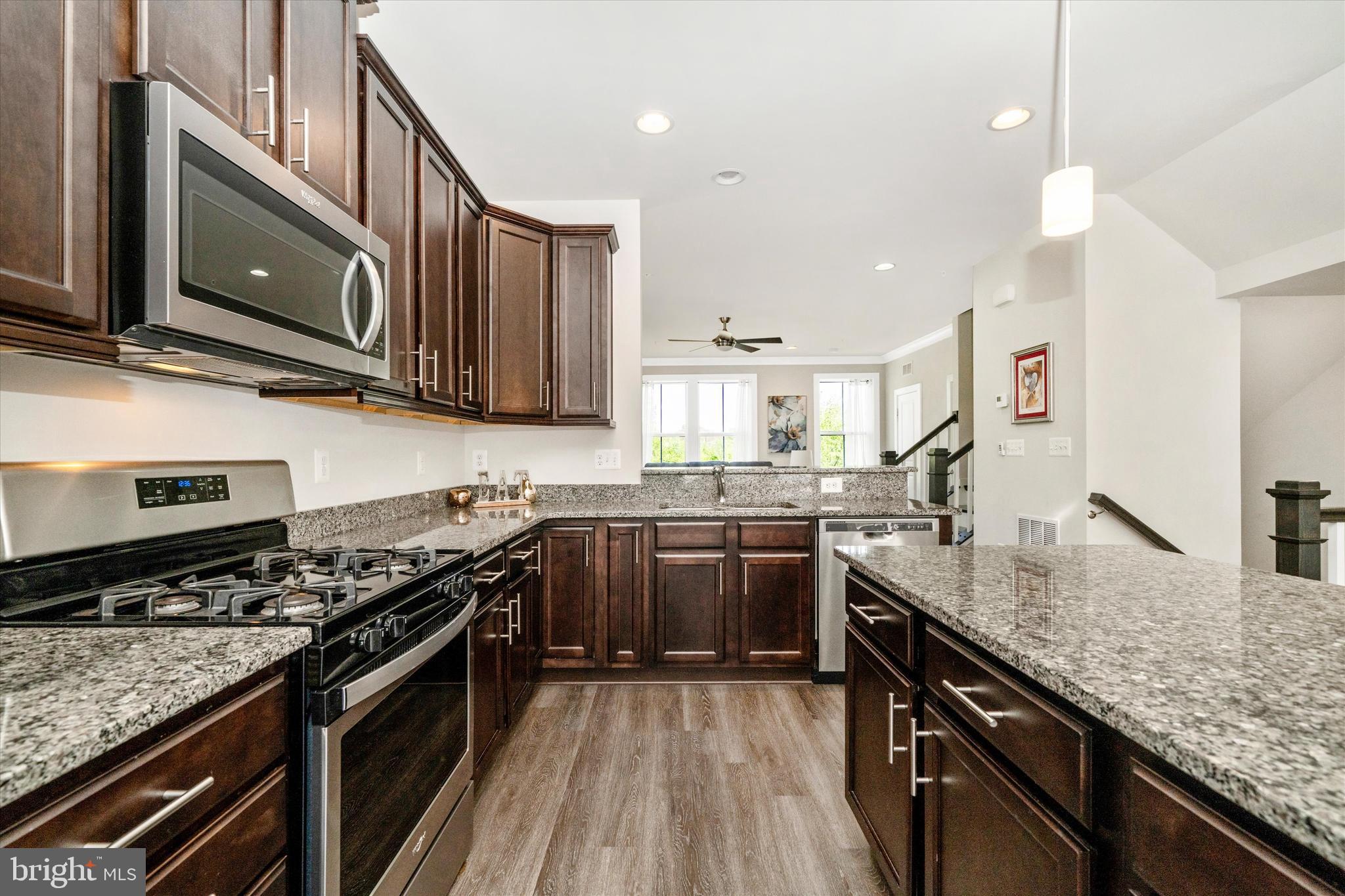 ODENTON STATION - Residential