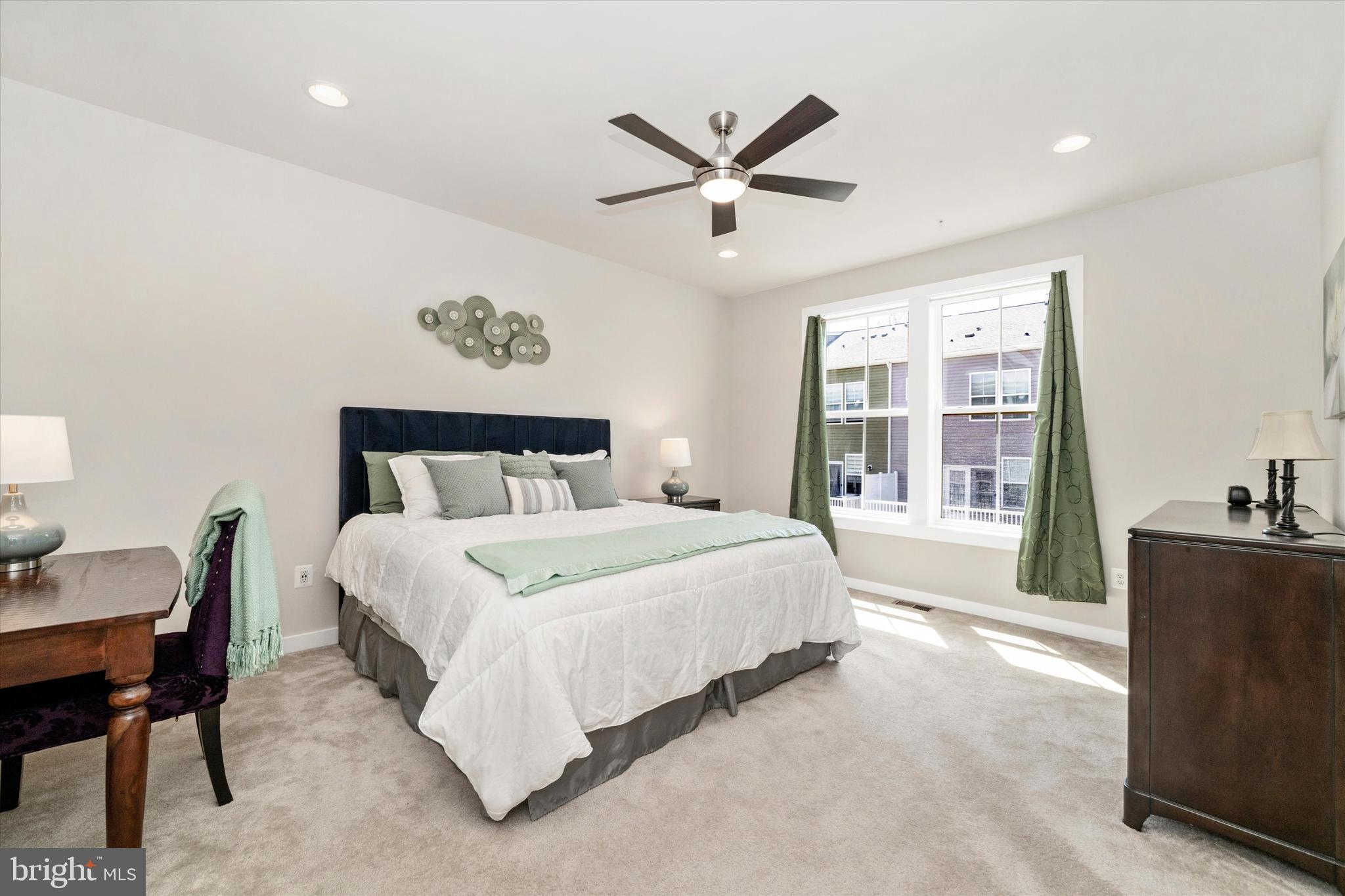 ODENTON STATION - Residential