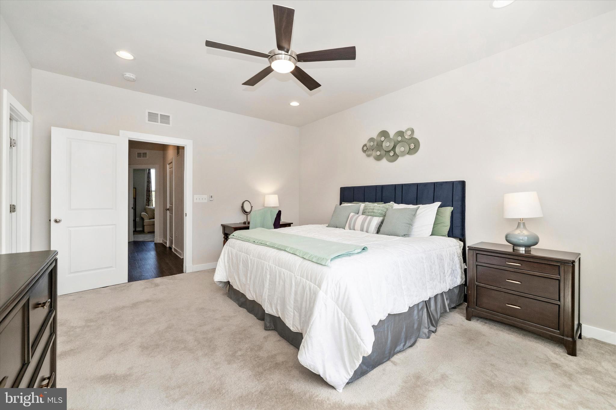 ODENTON STATION - Residential