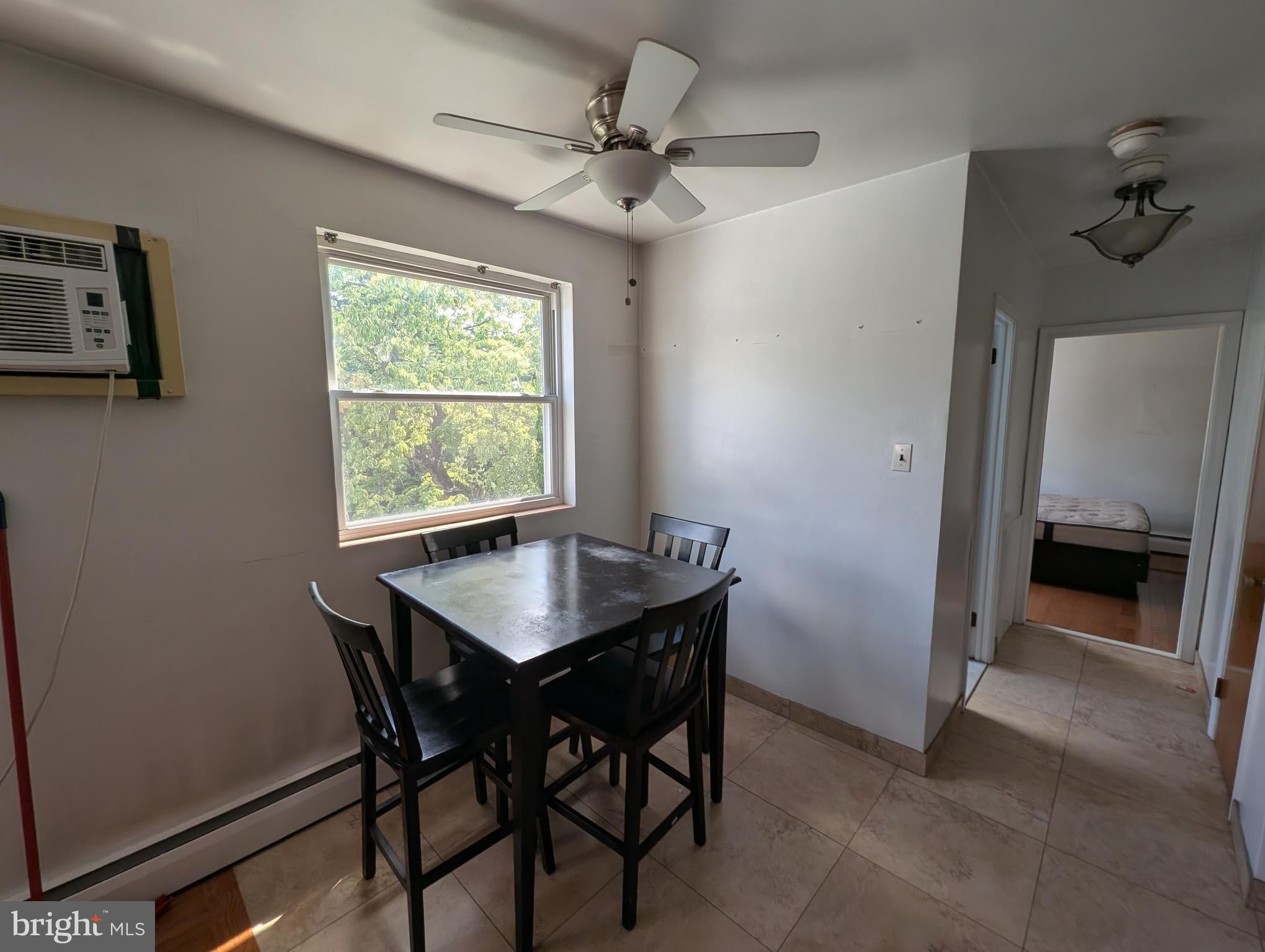 6 BURR AVENUE 6