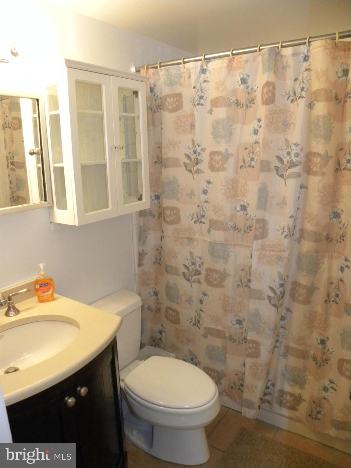 FAIRFAX HERITAGE - Residential Lease