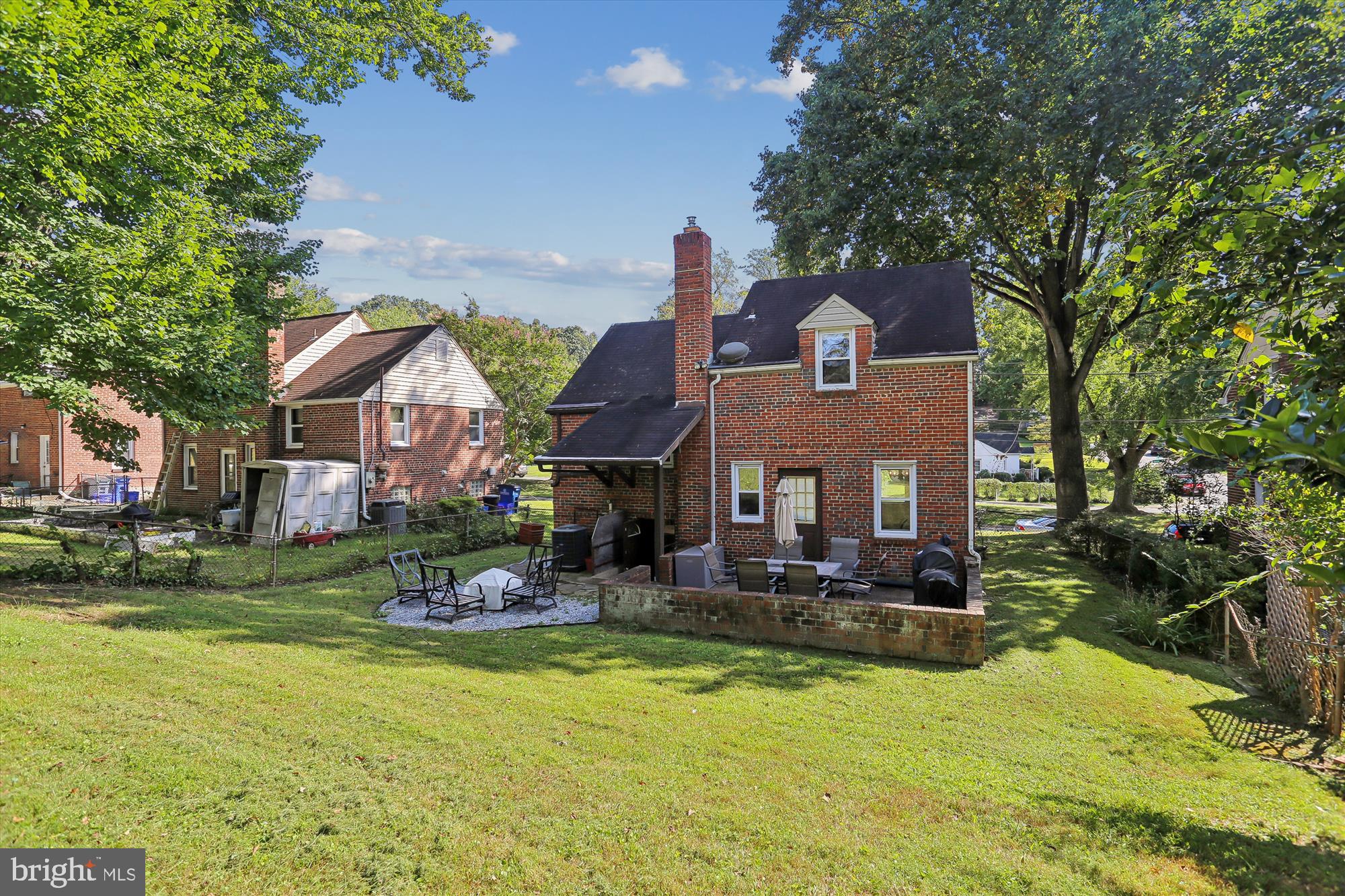 ROSEWOOD - Residential Lease