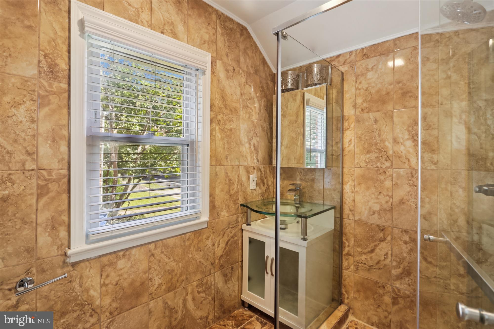 ROSEWOOD - Residential Lease