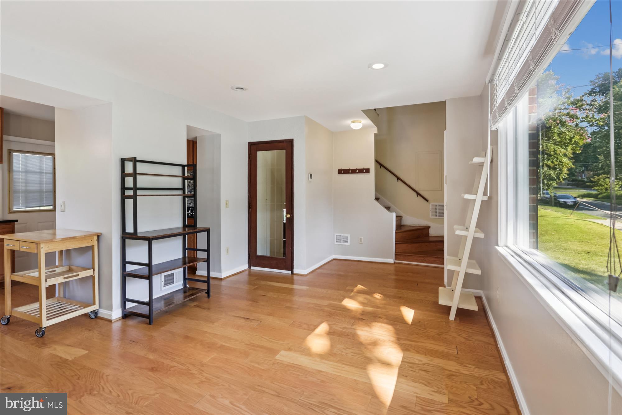 ROSEWOOD - Residential Lease