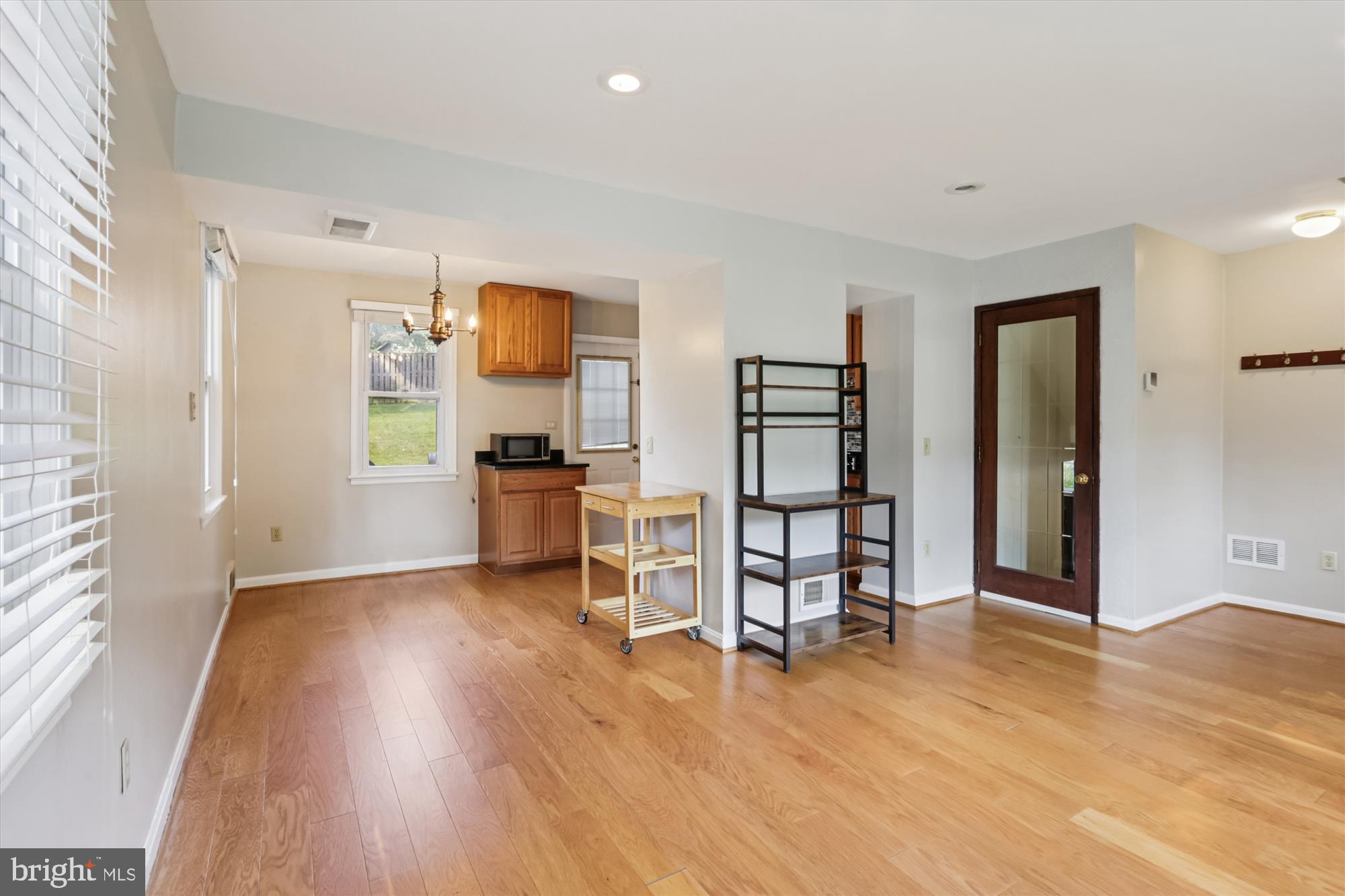 ROSEWOOD - Residential Lease