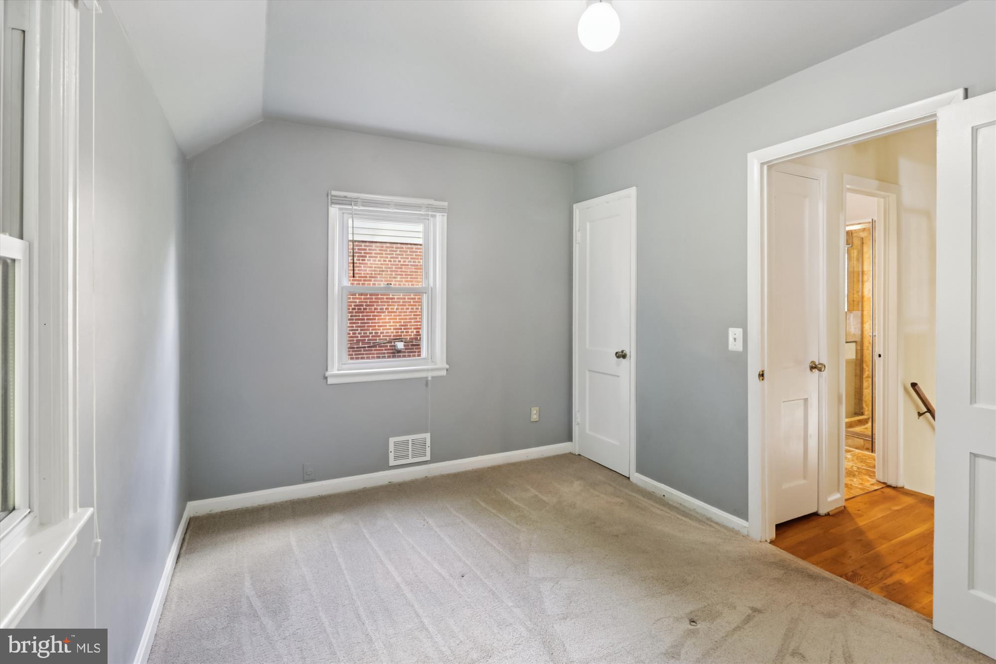 ROSEWOOD - Residential Lease