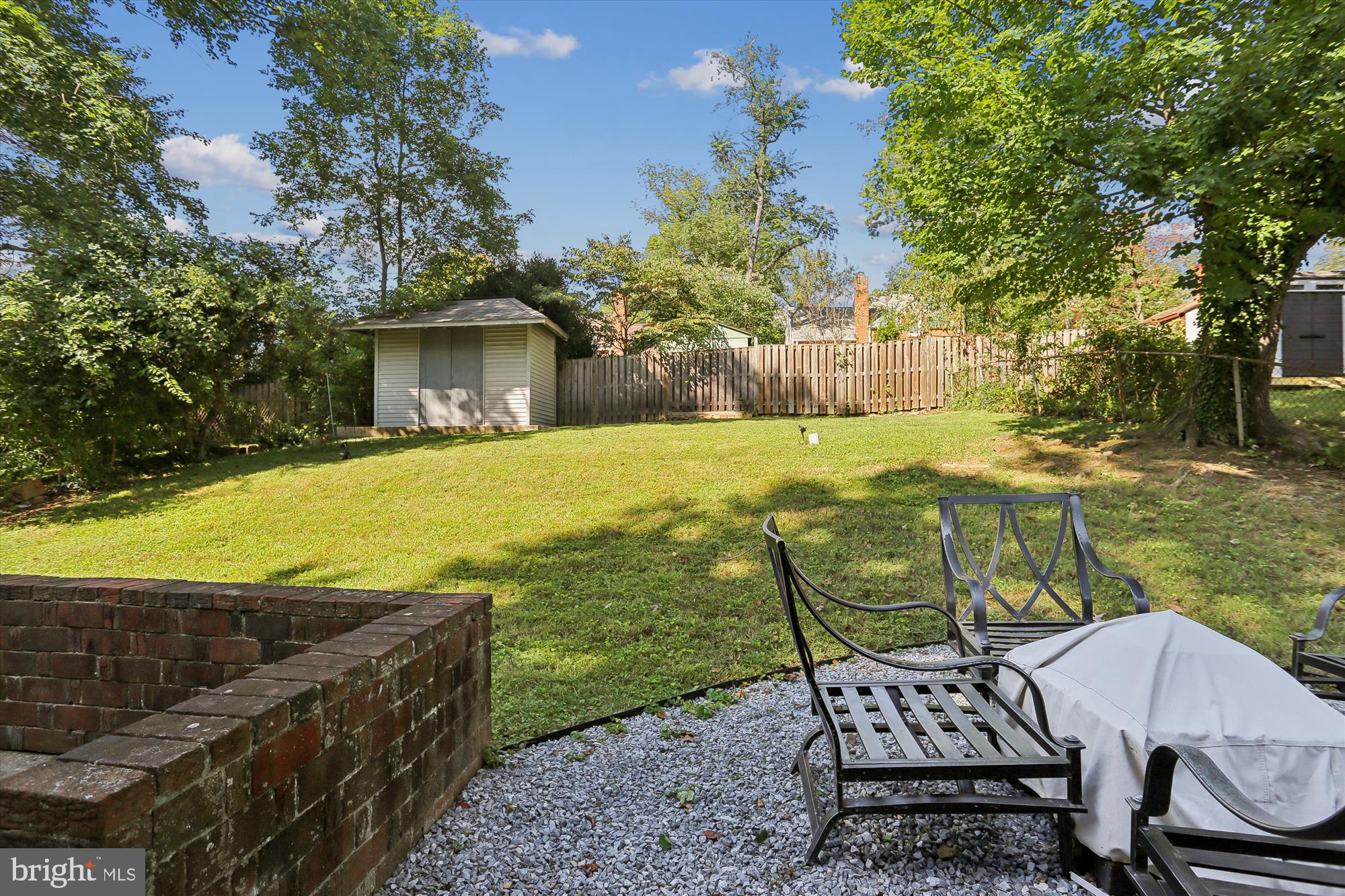 ROSEWOOD - Residential Lease