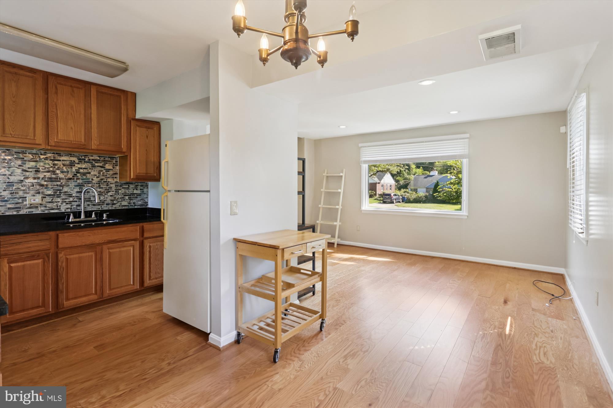 ROSEWOOD - Residential Lease