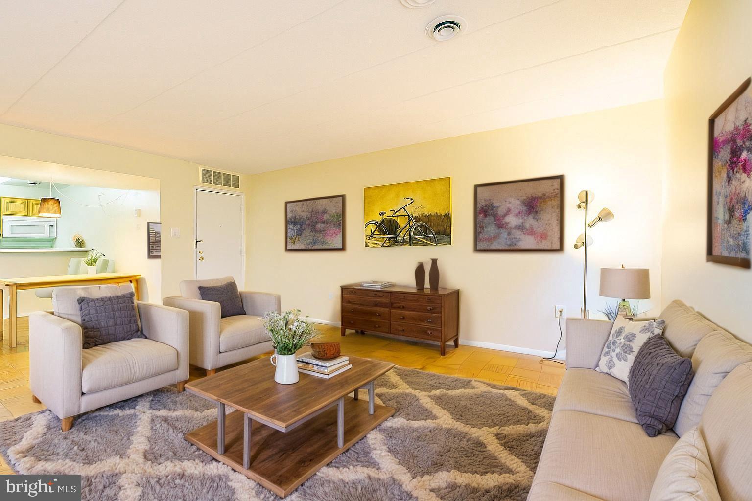 2605 REDCOAT DRIVE 252