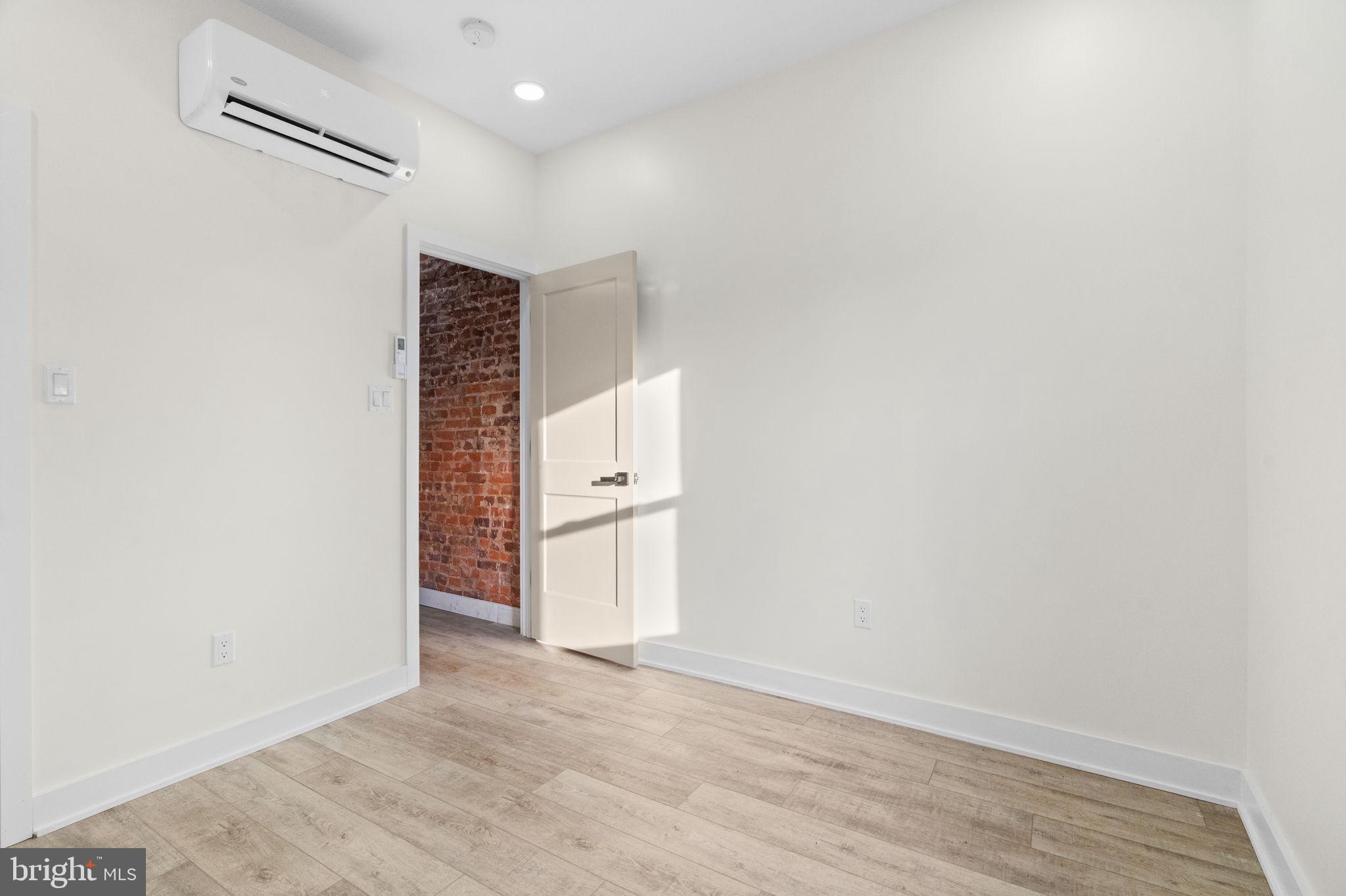 COBBS CREEK - Residential Income