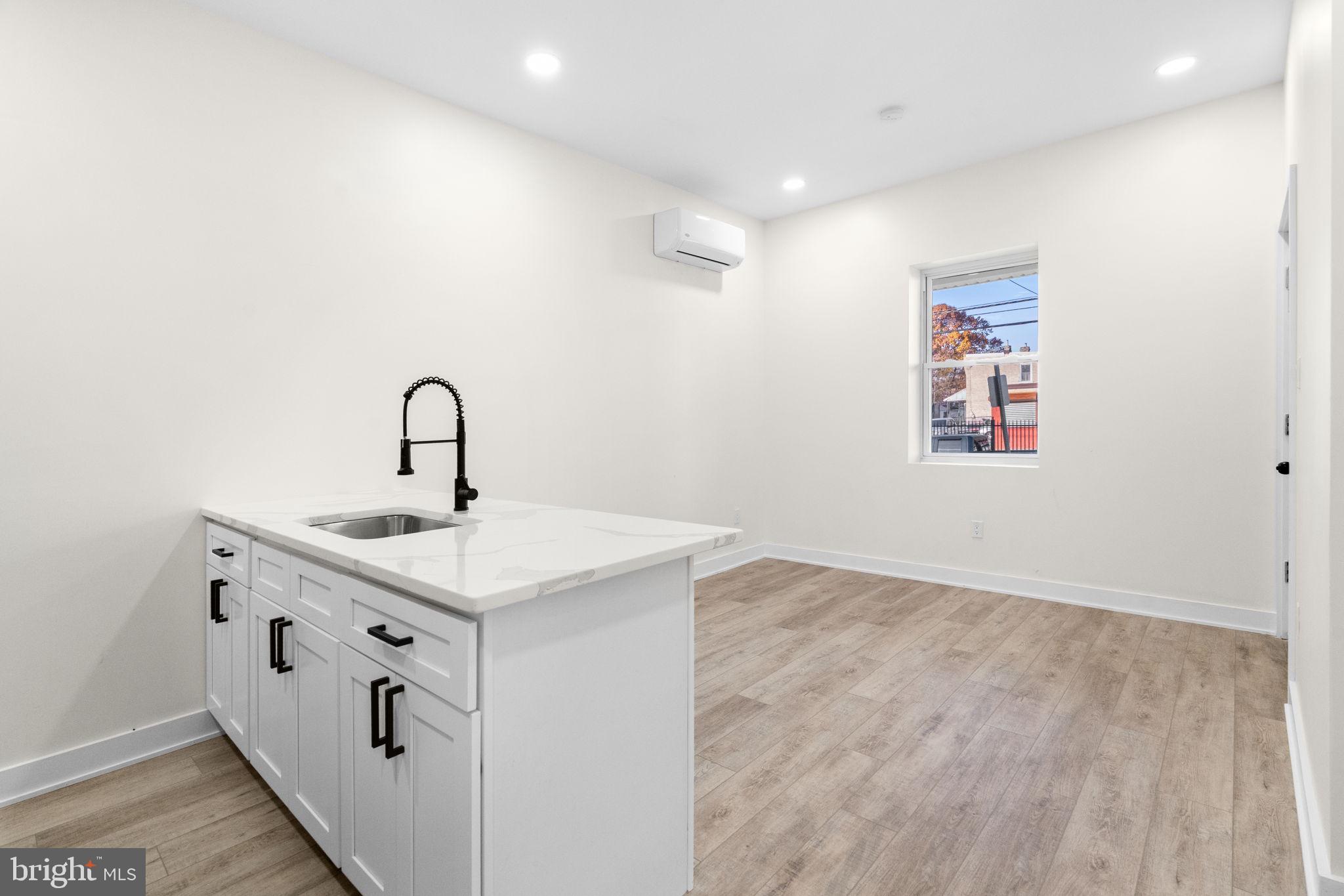 COBBS CREEK - Residential Income