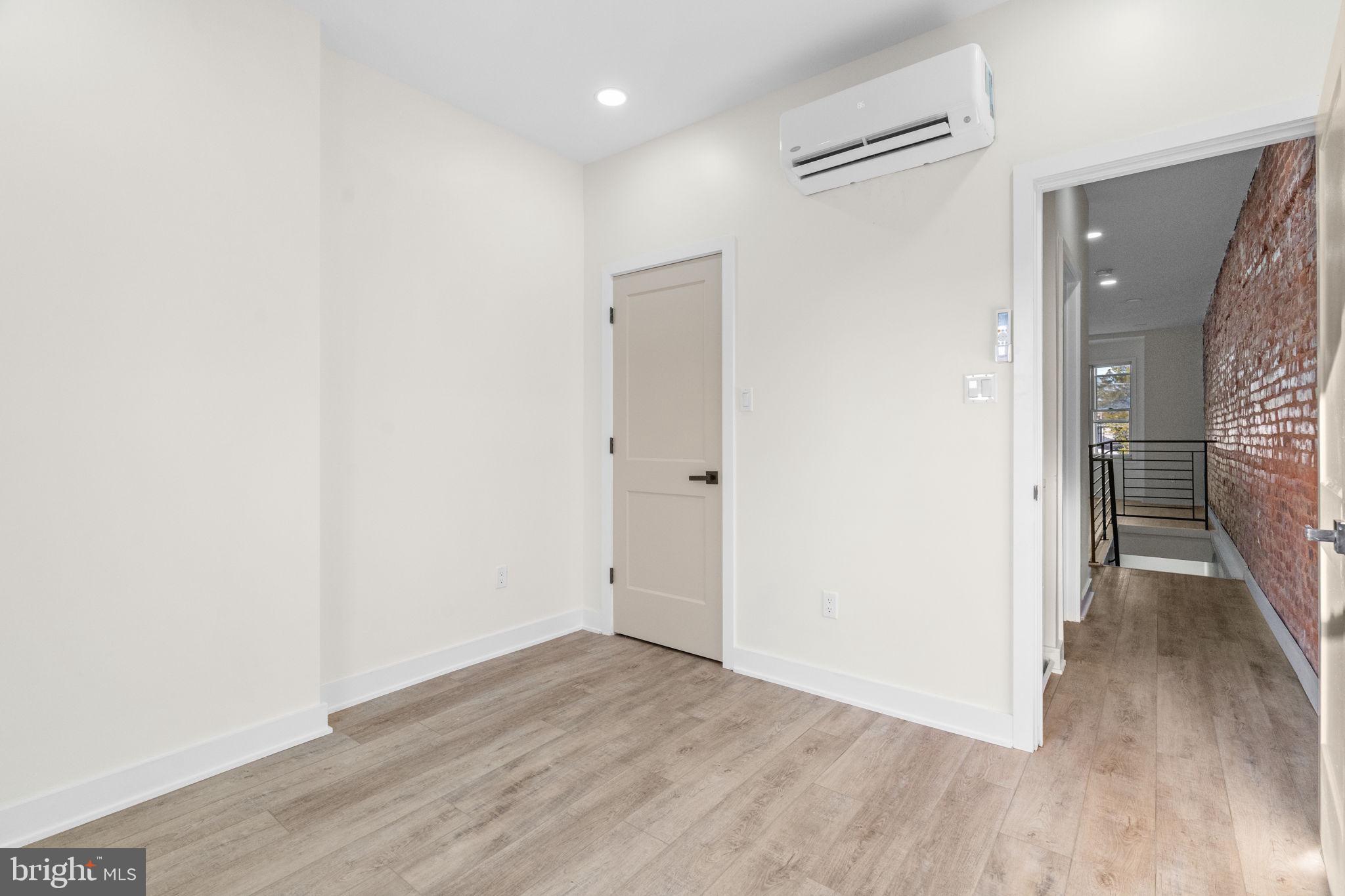 COBBS CREEK - Residential Income