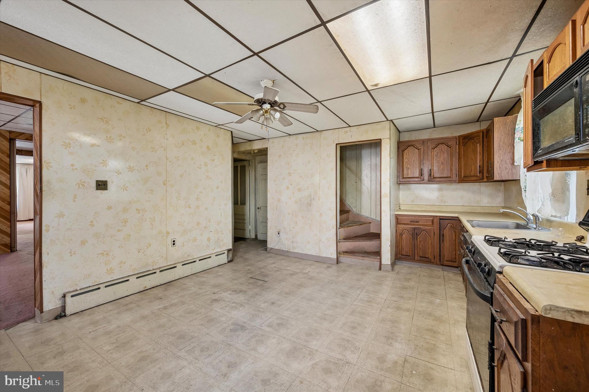 SPRUCE HILL - Residential