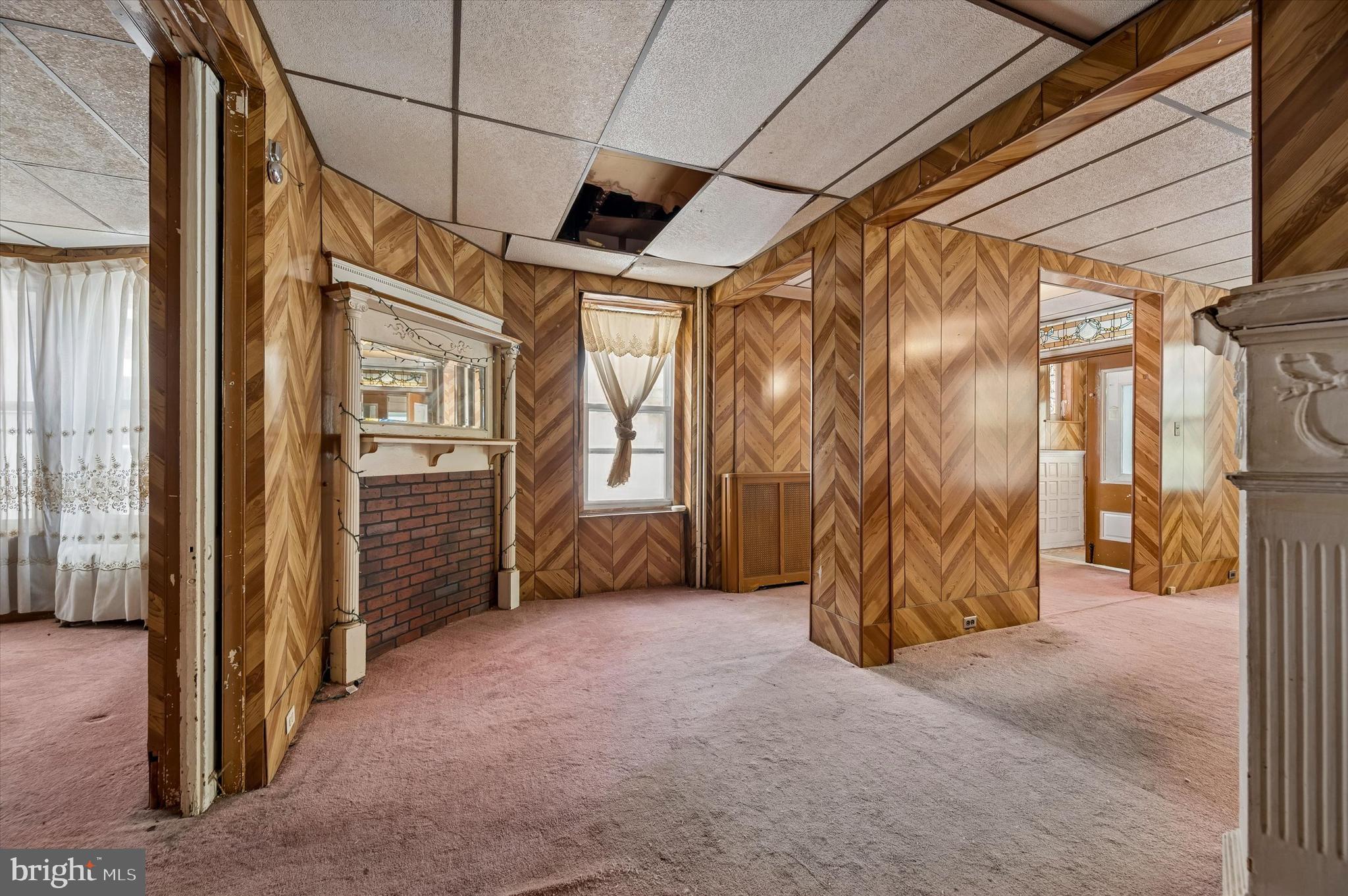 SPRUCE HILL - Residential