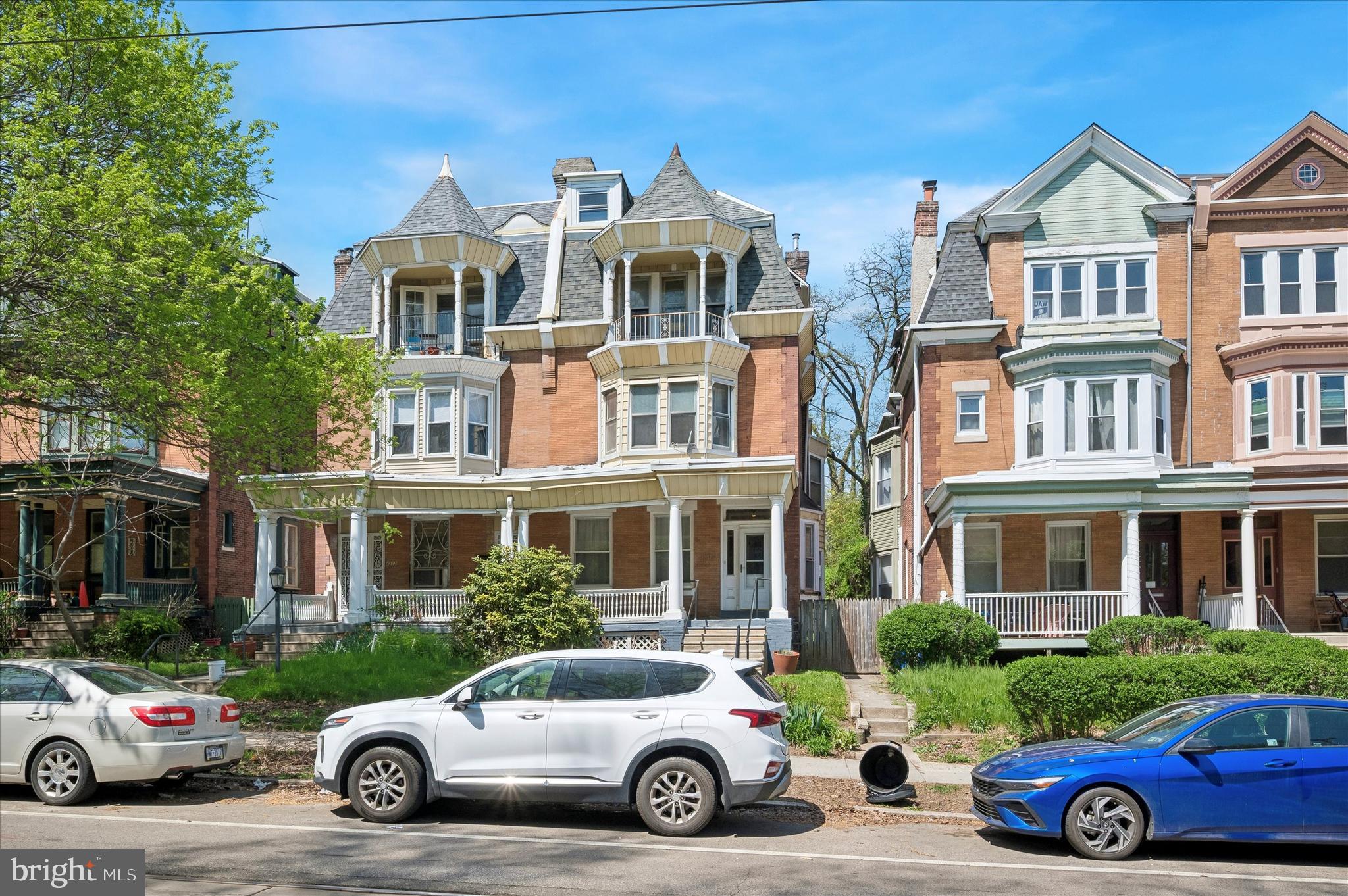 SPRUCE HILL - Residential