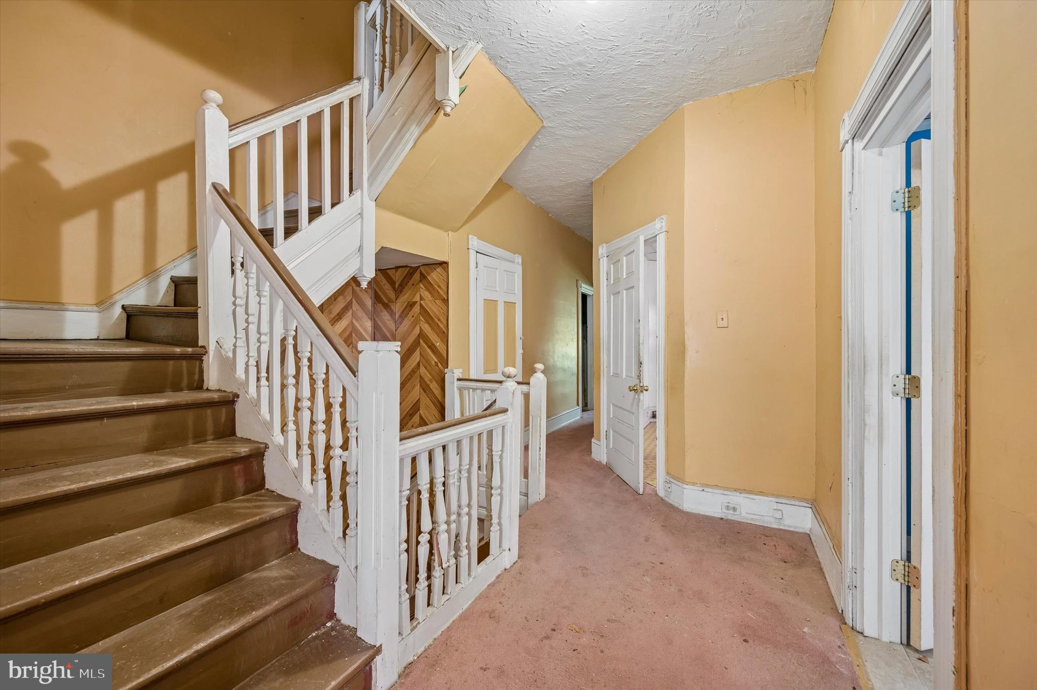 SPRUCE HILL - Residential