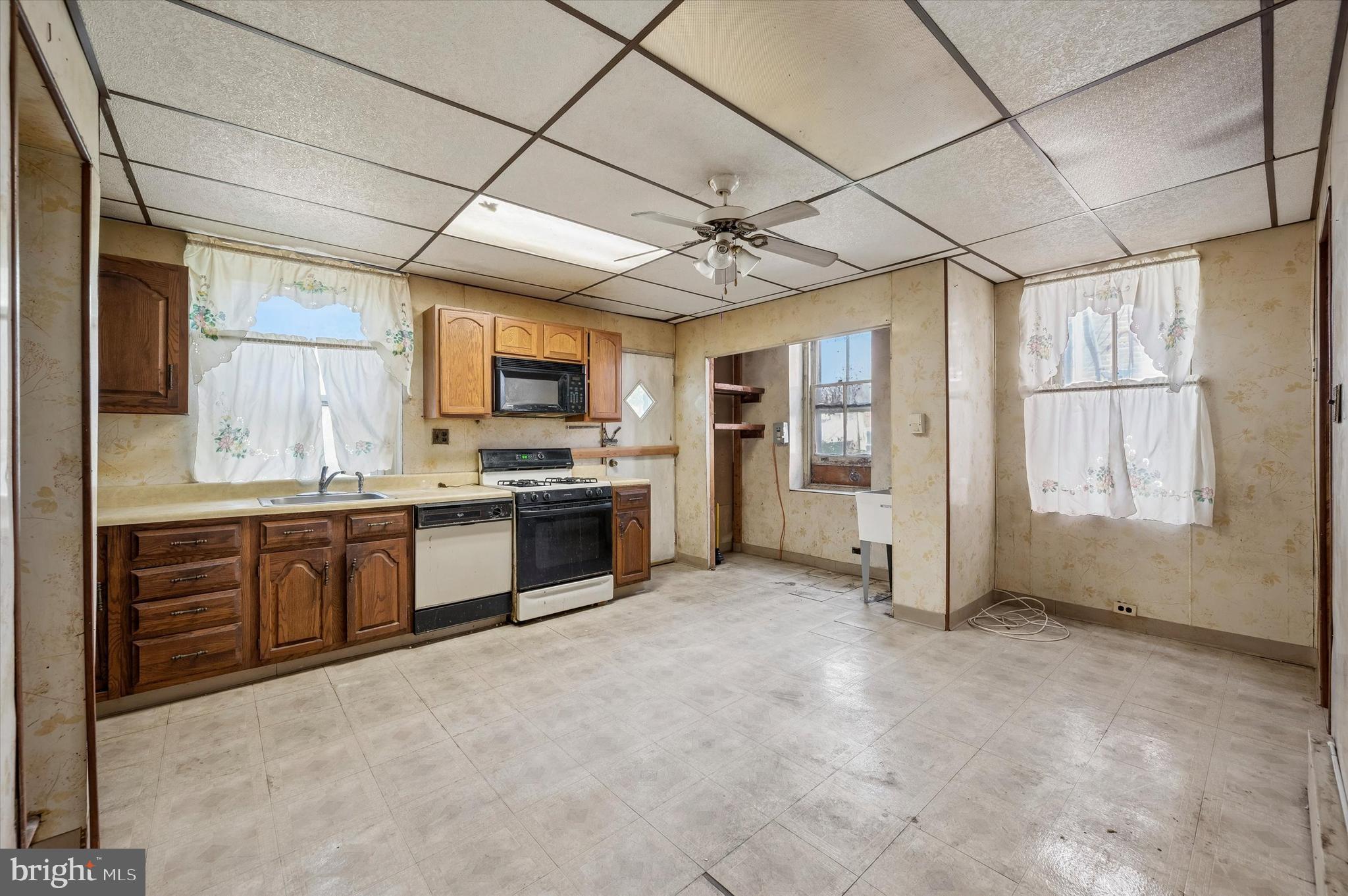 SPRUCE HILL - Residential