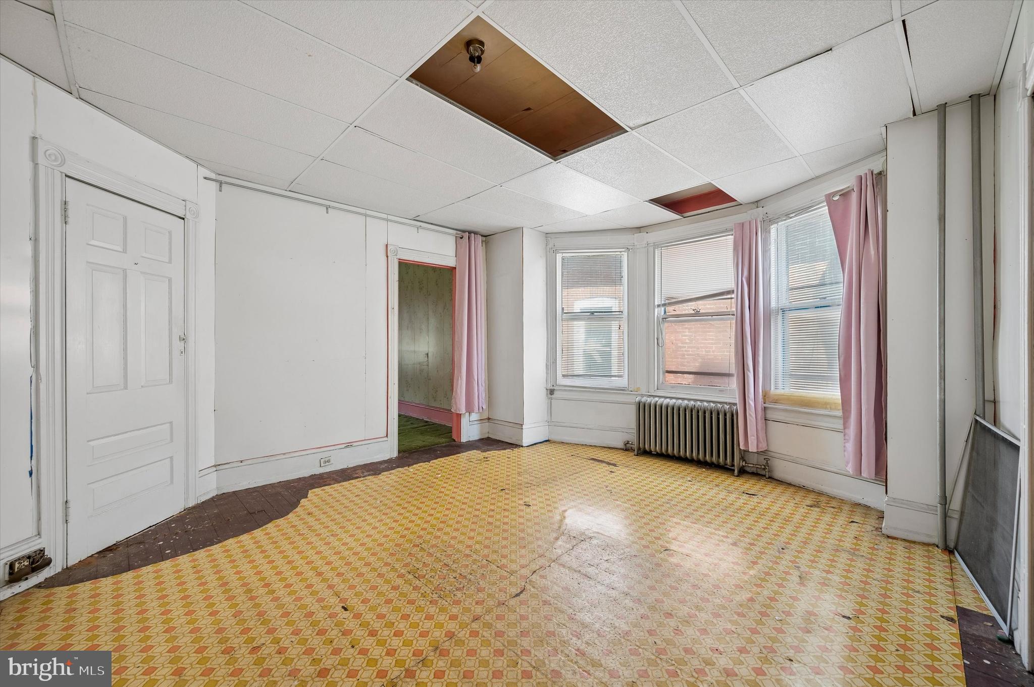 SPRUCE HILL - Residential