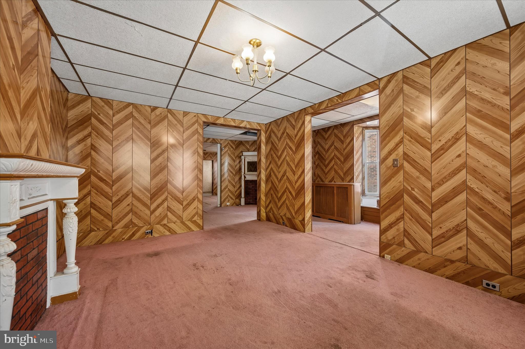 SPRUCE HILL - Residential