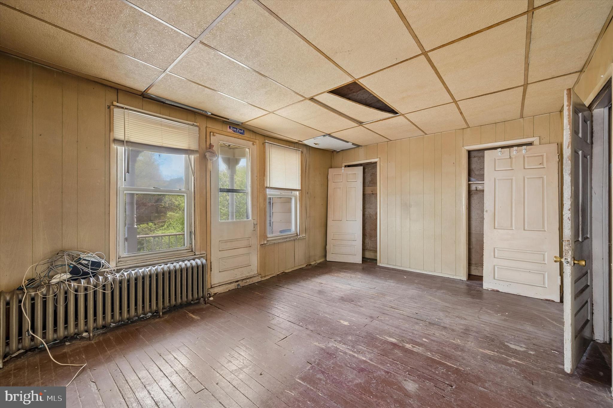 SPRUCE HILL - Residential