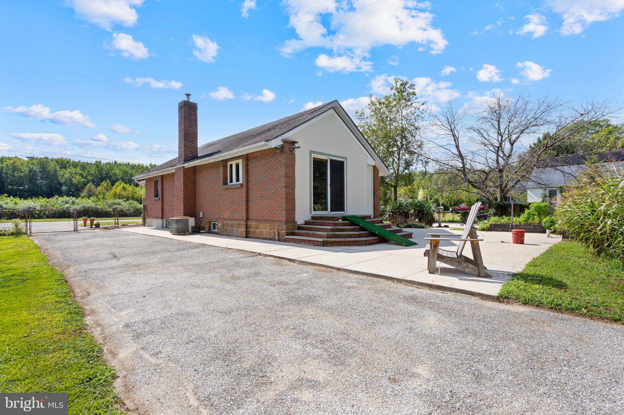 252 S PENNSVILLE AUBURN ROAD