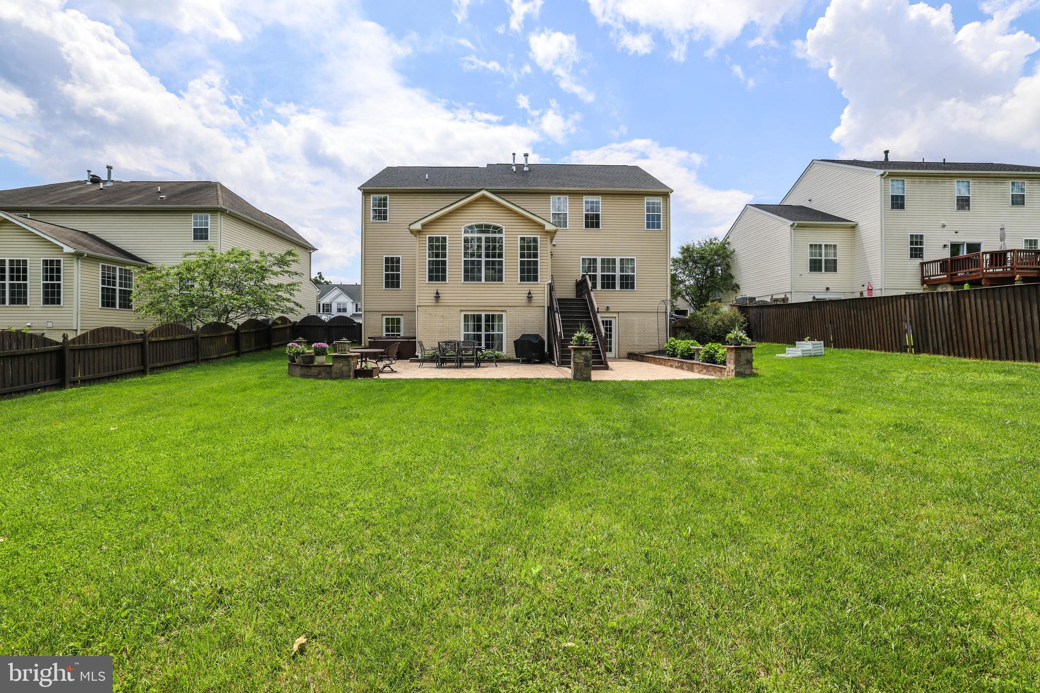 STEEPLECHASE - Residential