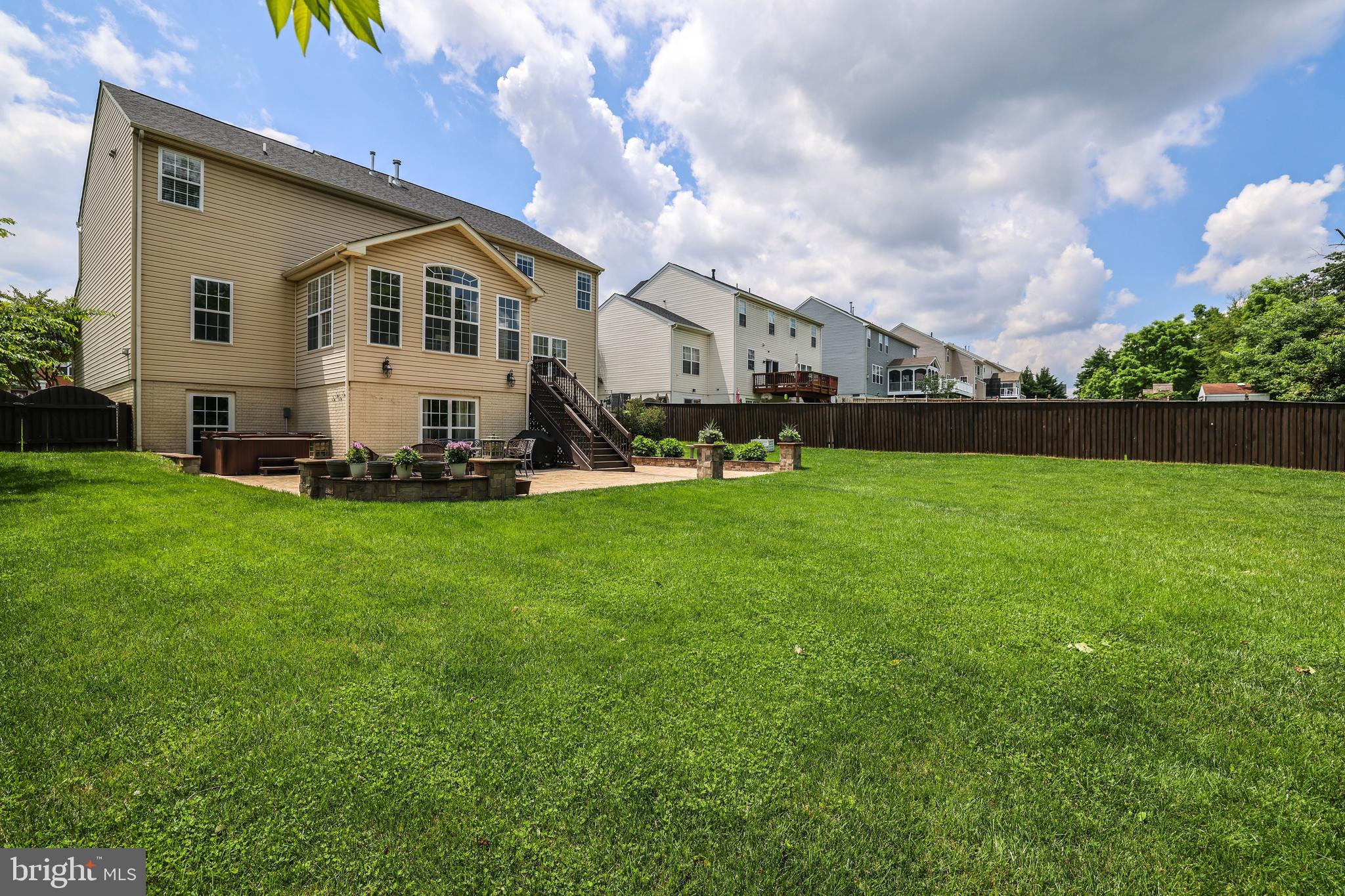 STEEPLECHASE - Residential