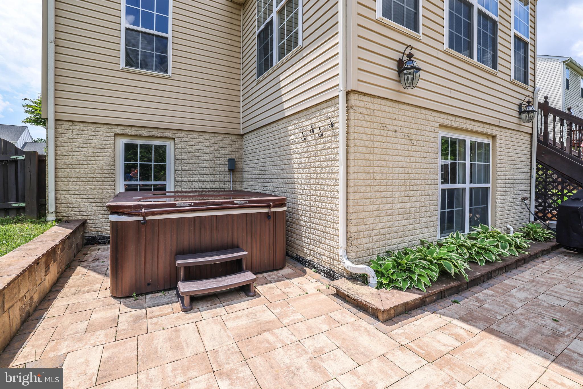 STEEPLECHASE - Residential