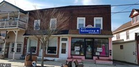 825 W ATLANTIC AVENUE LAUREL SPRINGS NJ 08021