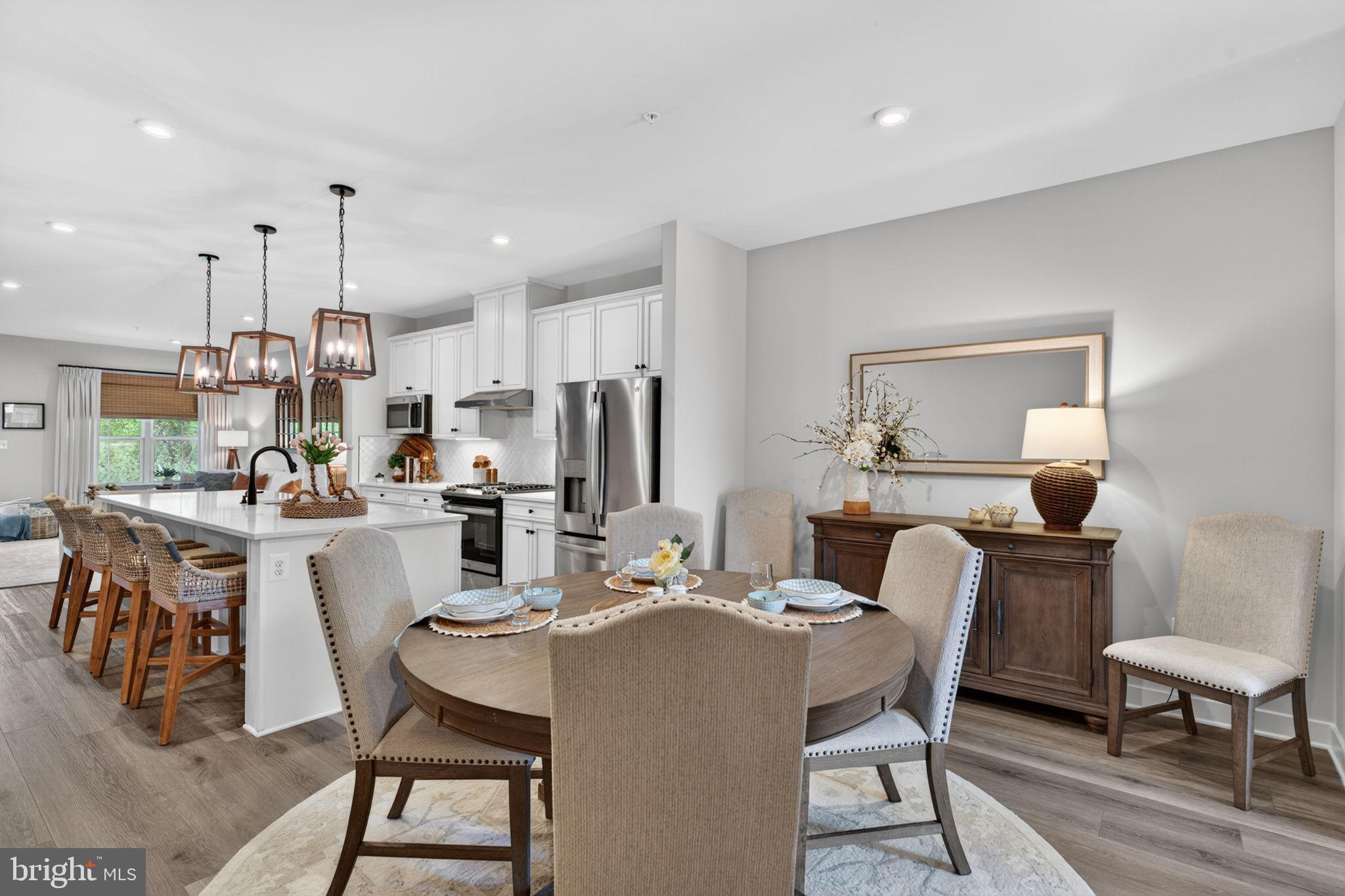 JAMES RUN CARRIAGE HOMES - Residential