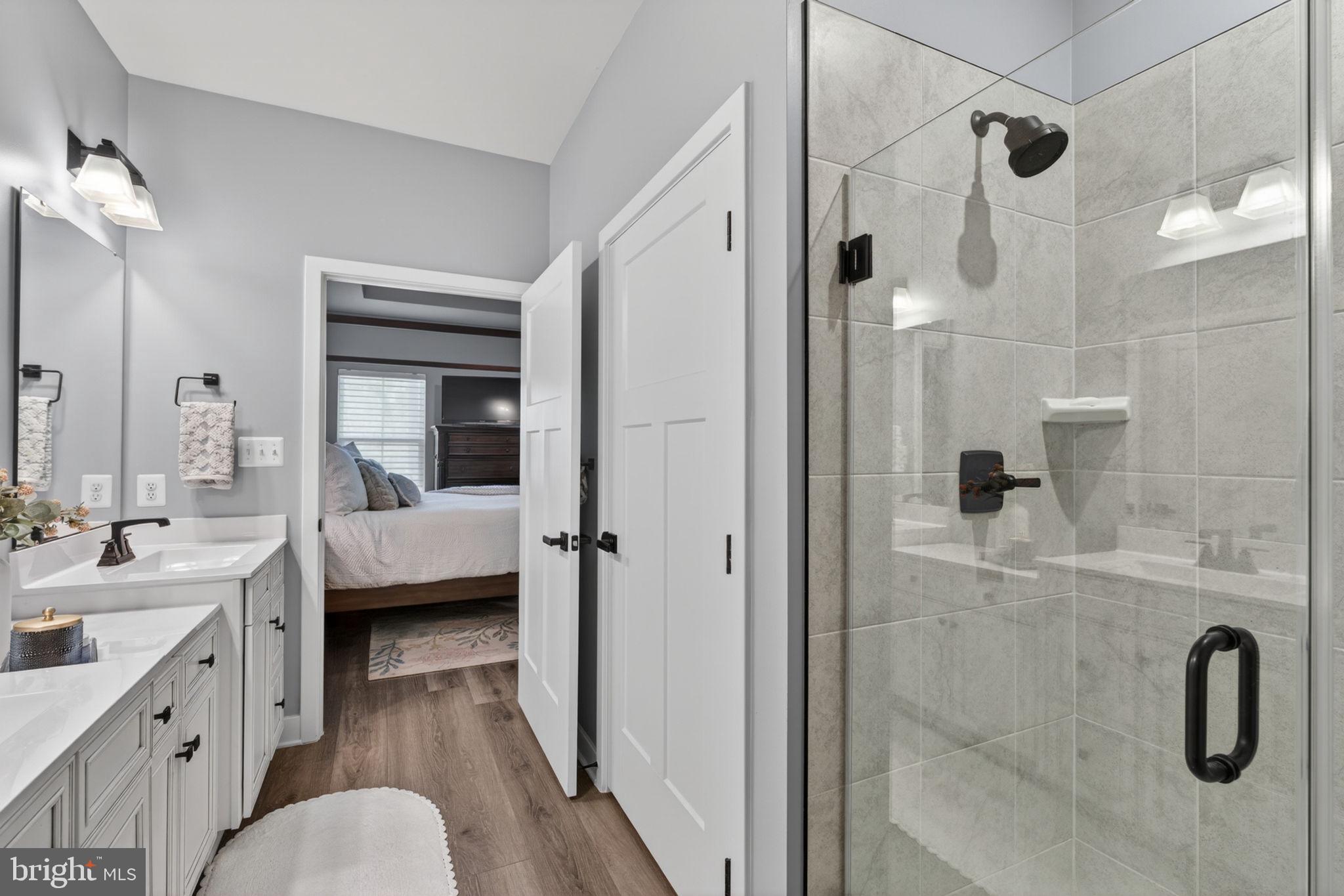 JAMES RUN CARRIAGE HOMES - Residential