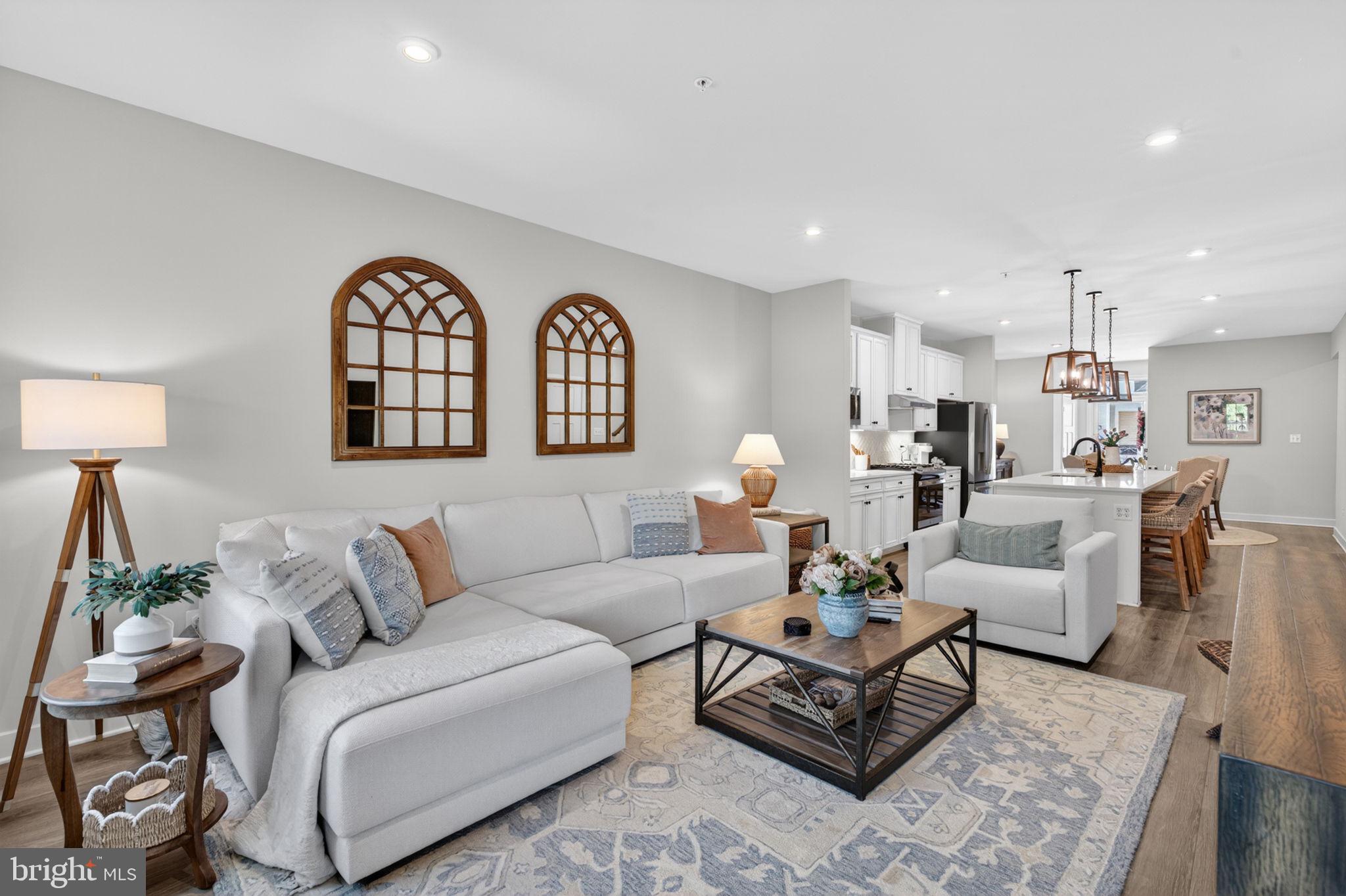 JAMES RUN CARRIAGE HOMES - Residential