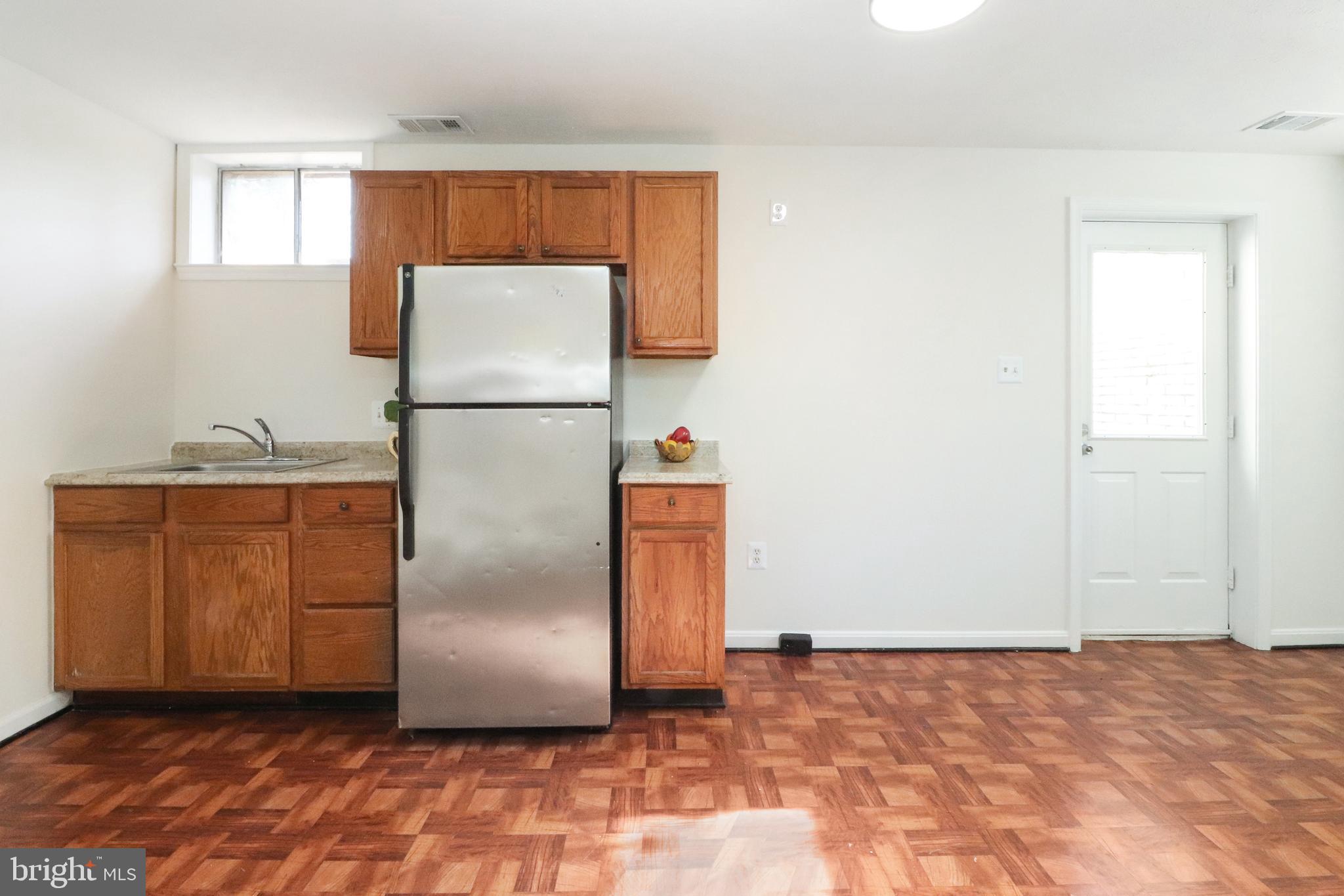 NEW BRITAIN - Residential