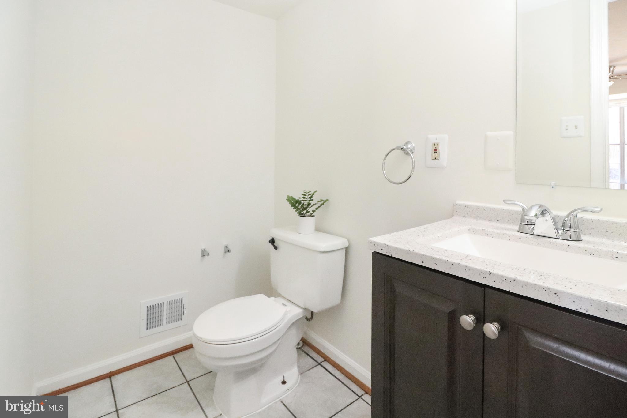 NEW BRITAIN - Residential