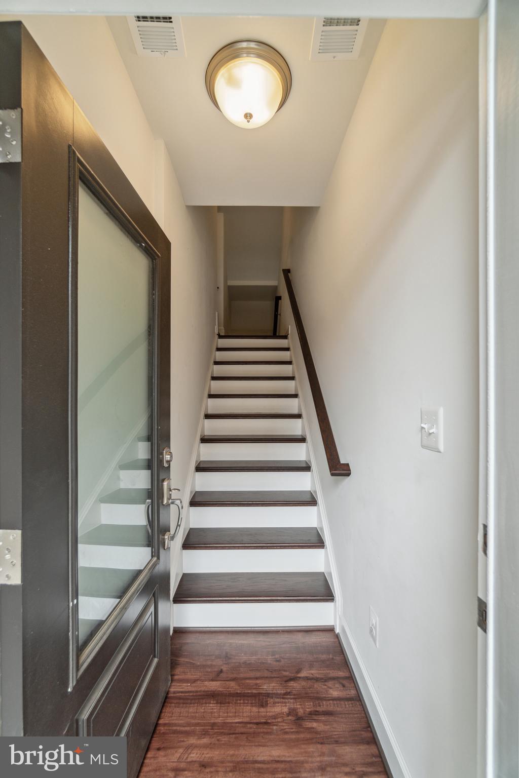 THE RETREAT AT WESTFIELDS - Residential Lease