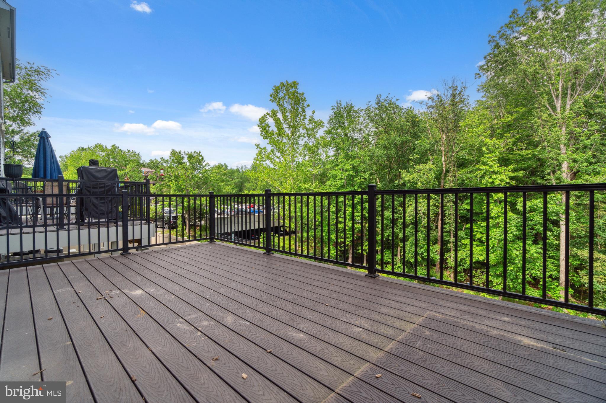 THE RETREAT AT WESTFIELDS - Residential Lease