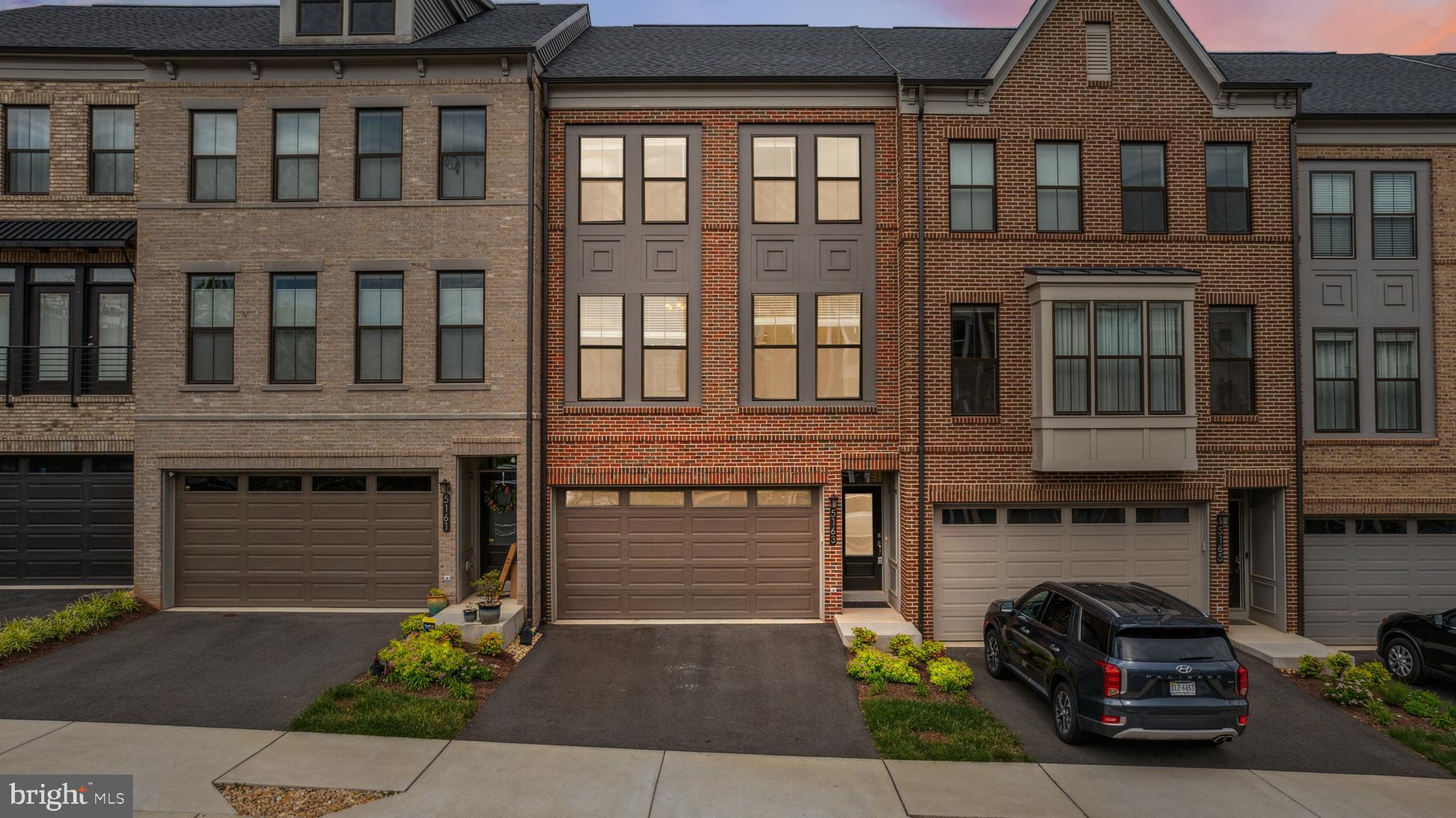 THE RETREAT AT WESTFIELDS - Residential Lease