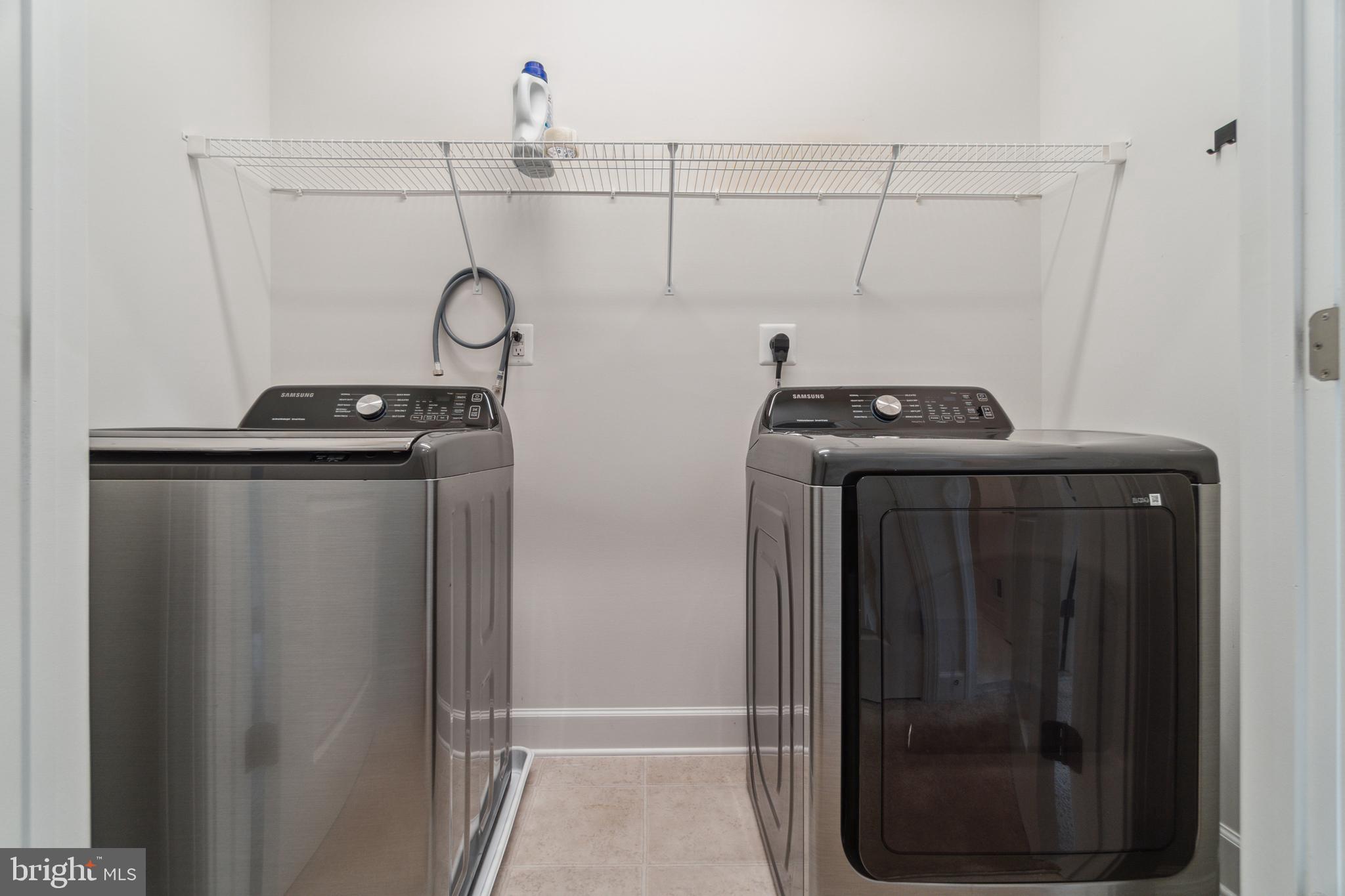 THE RETREAT AT WESTFIELDS - Residential Lease